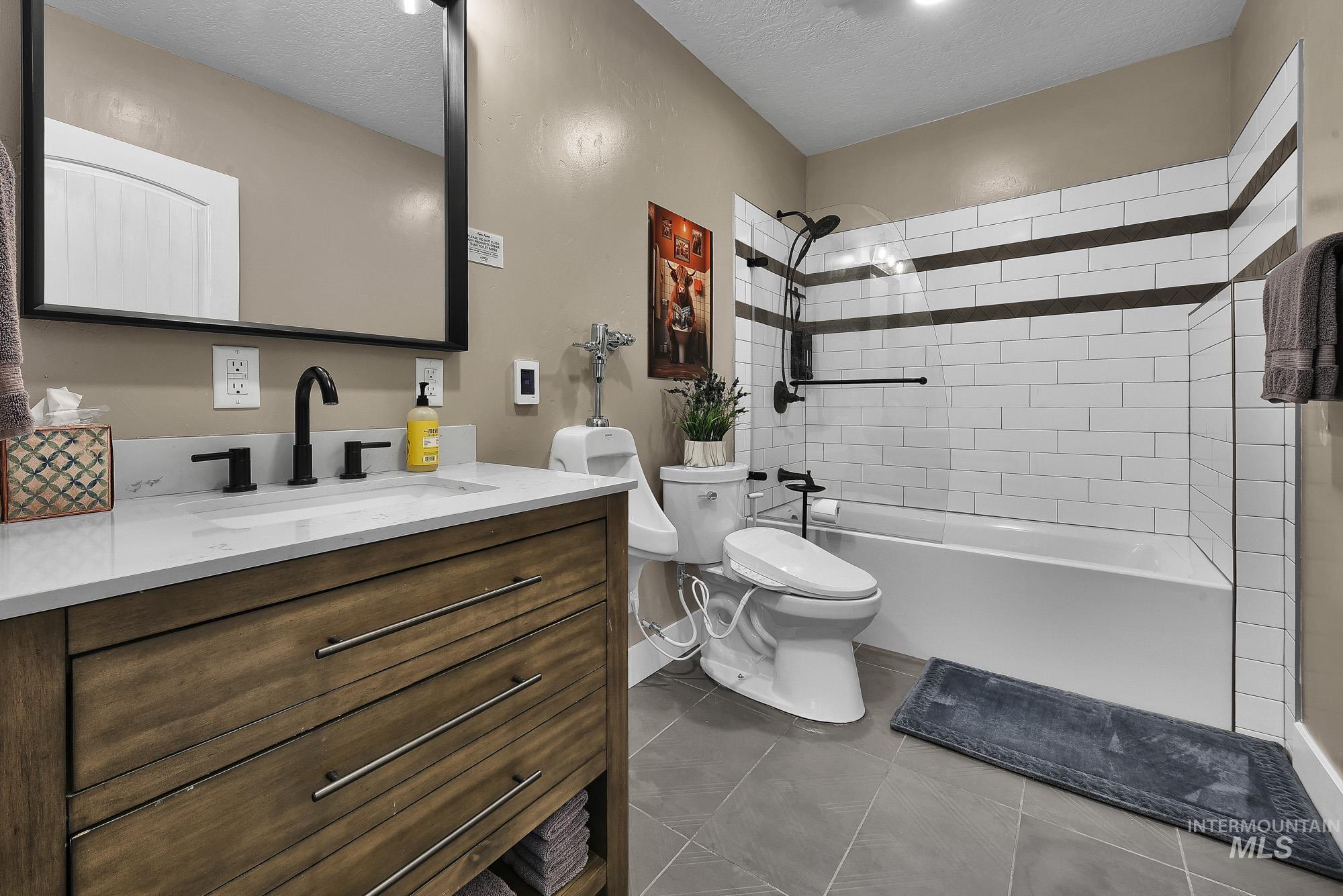 1619 Primrose Dr, Nampa, Idaho 83686-8585, 4 Bedrooms, 3 Bathrooms, Residential For Sale, Price $1,298,000, 98979951