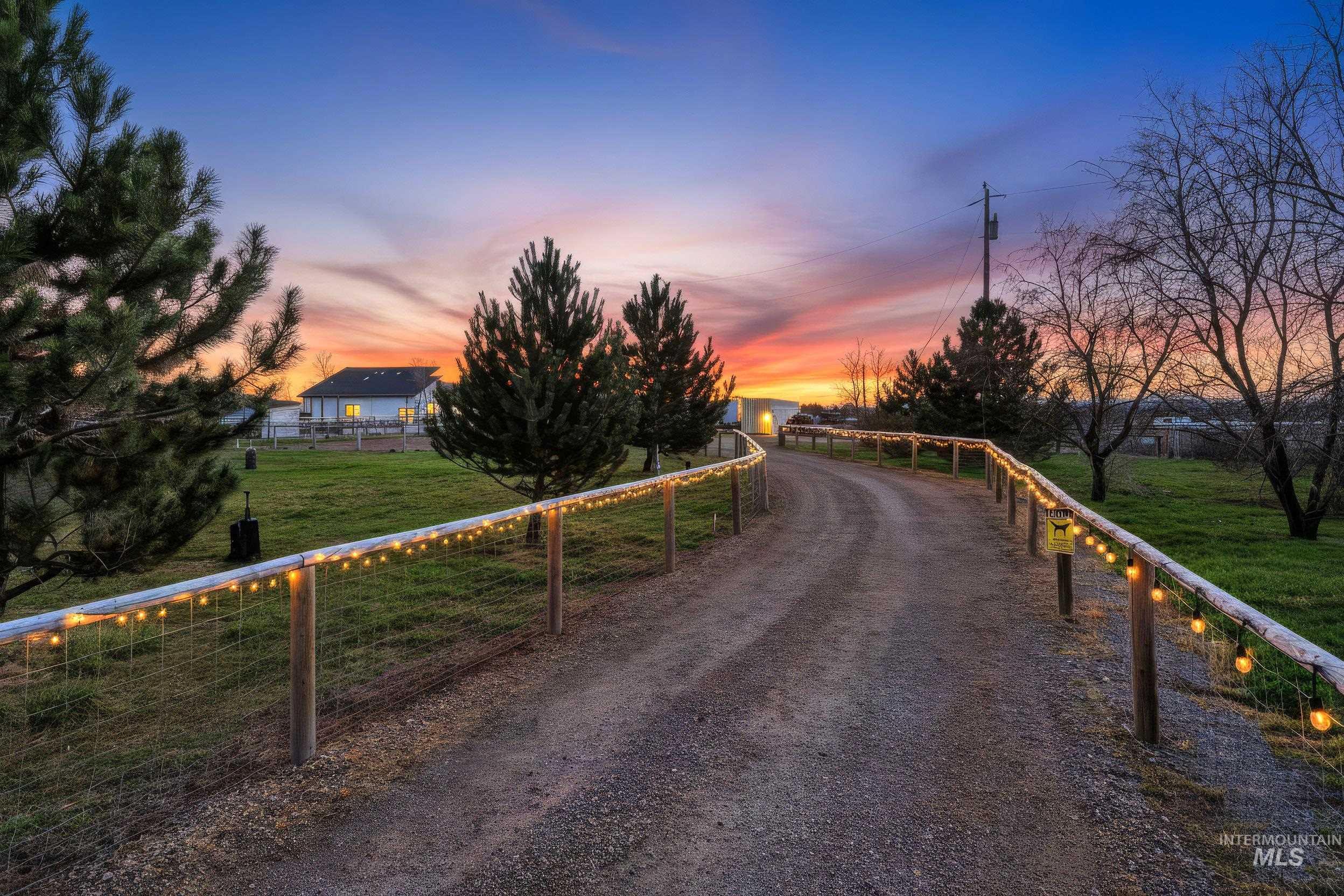 1619 Primrose Dr, Nampa, Idaho 83686-8585, 4 Bedrooms, 3 Bathrooms, Residential For Sale, Price $1,298,000,MLS 98979951