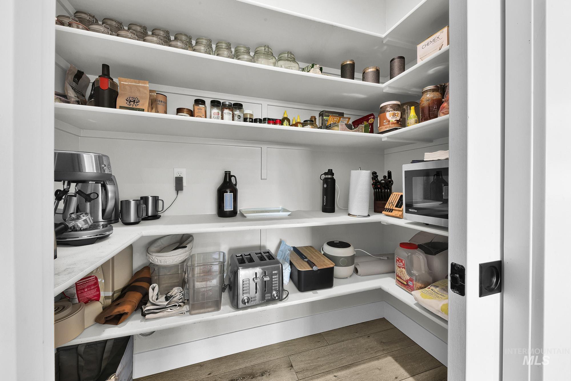 1619 Primrose Dr, Nampa, Idaho 83686-8585, 4 Bedrooms, 3 Bathrooms, Residential For Sale, Price $1,298,000, 98979951