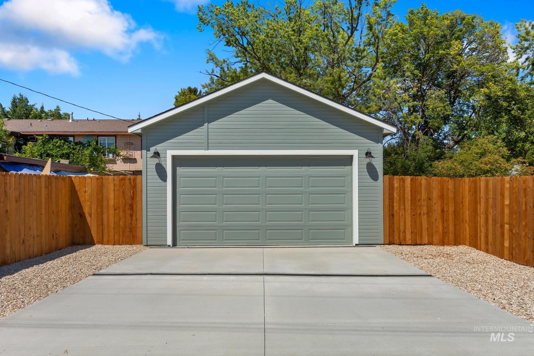 521 E Idaho Ave, Meridian, Idaho 83642, 4 Bedrooms, 3 Bathrooms, Residential For Sale, Price $509,900, 98979952
