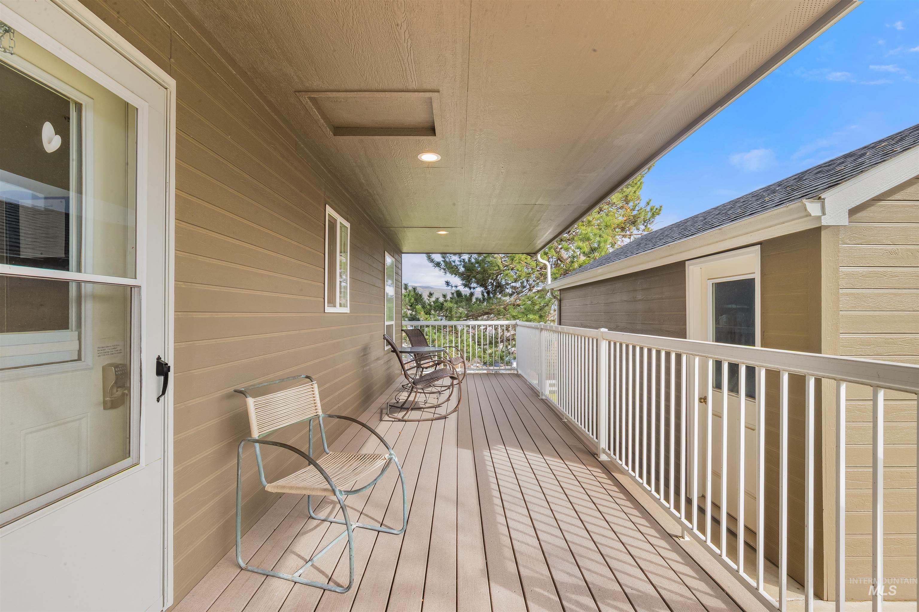 1744 Valleyview Drive, Clarkston, Washington 99403, 5 Bedrooms, 3.5 Bathrooms, Residential For Sale, Price $878,000, 98979953