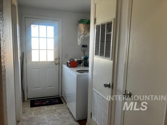 2891 Peola Road, Pomeroy, Washington 99347, 3 Bedrooms, 2 Bathrooms, Residential For Sale, Price $650,000, 98979954