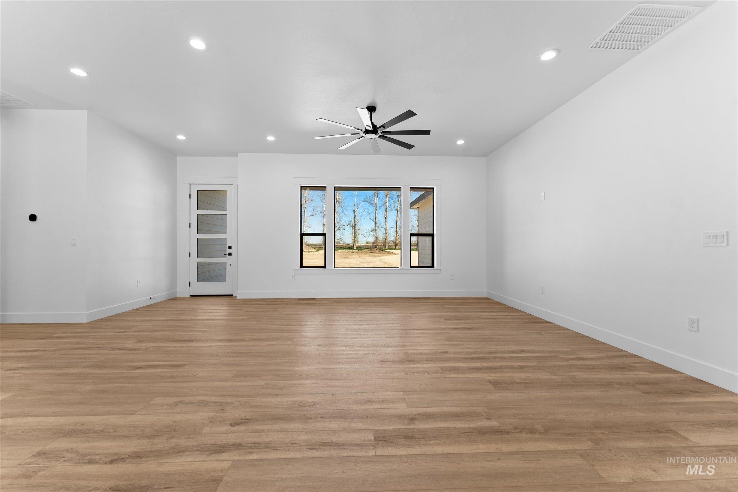 26219 Reed Lane, Wilder, Idaho 83676, 4 Bedrooms, 3.5 Bathrooms, Residential For Sale, Price $850,000, 98979956