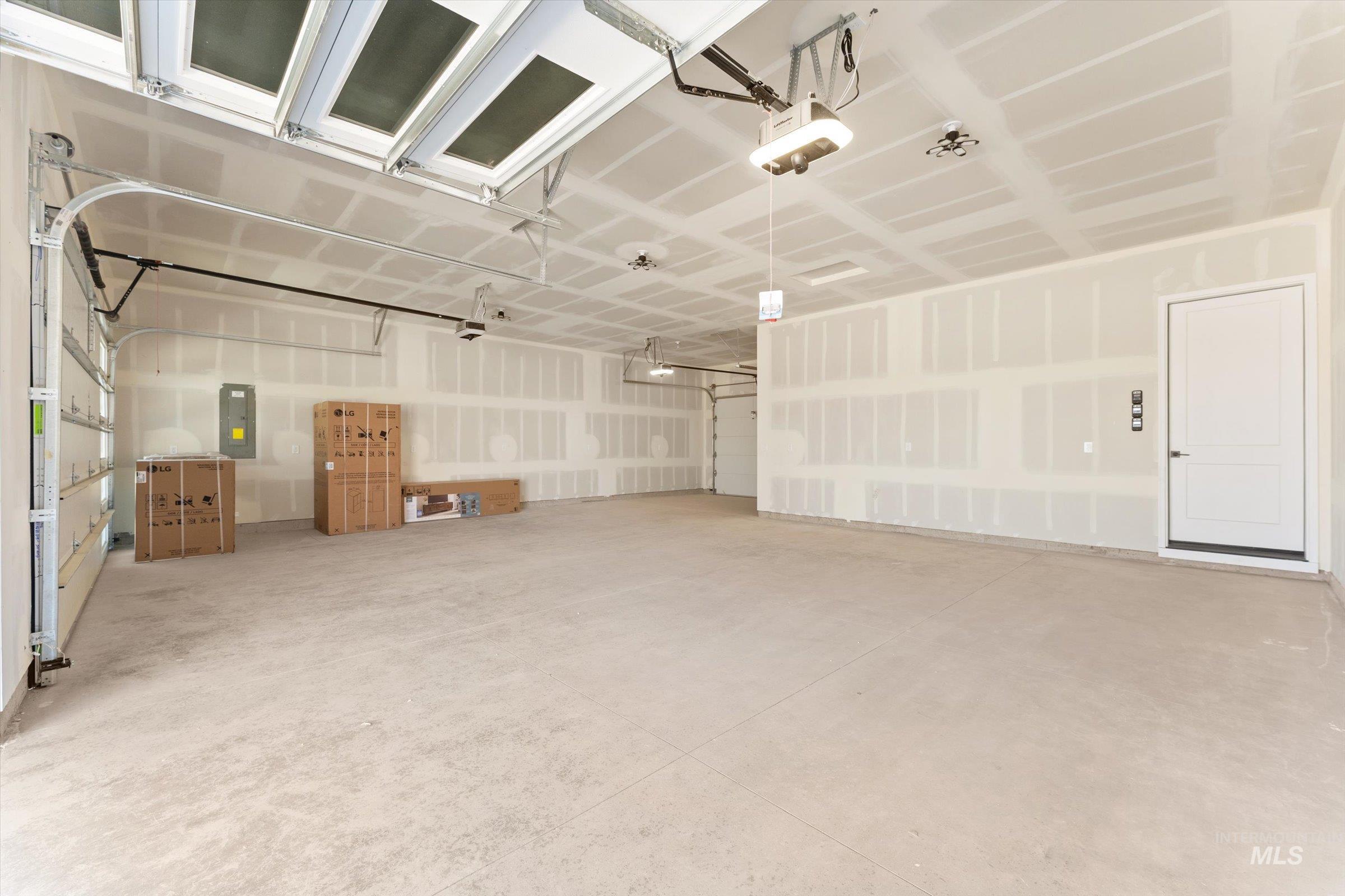 26219 Reed Lane, Wilder, Idaho 83676, 4 Bedrooms, 3.5 Bathrooms, Residential For Sale, Price $850,000, 98979956