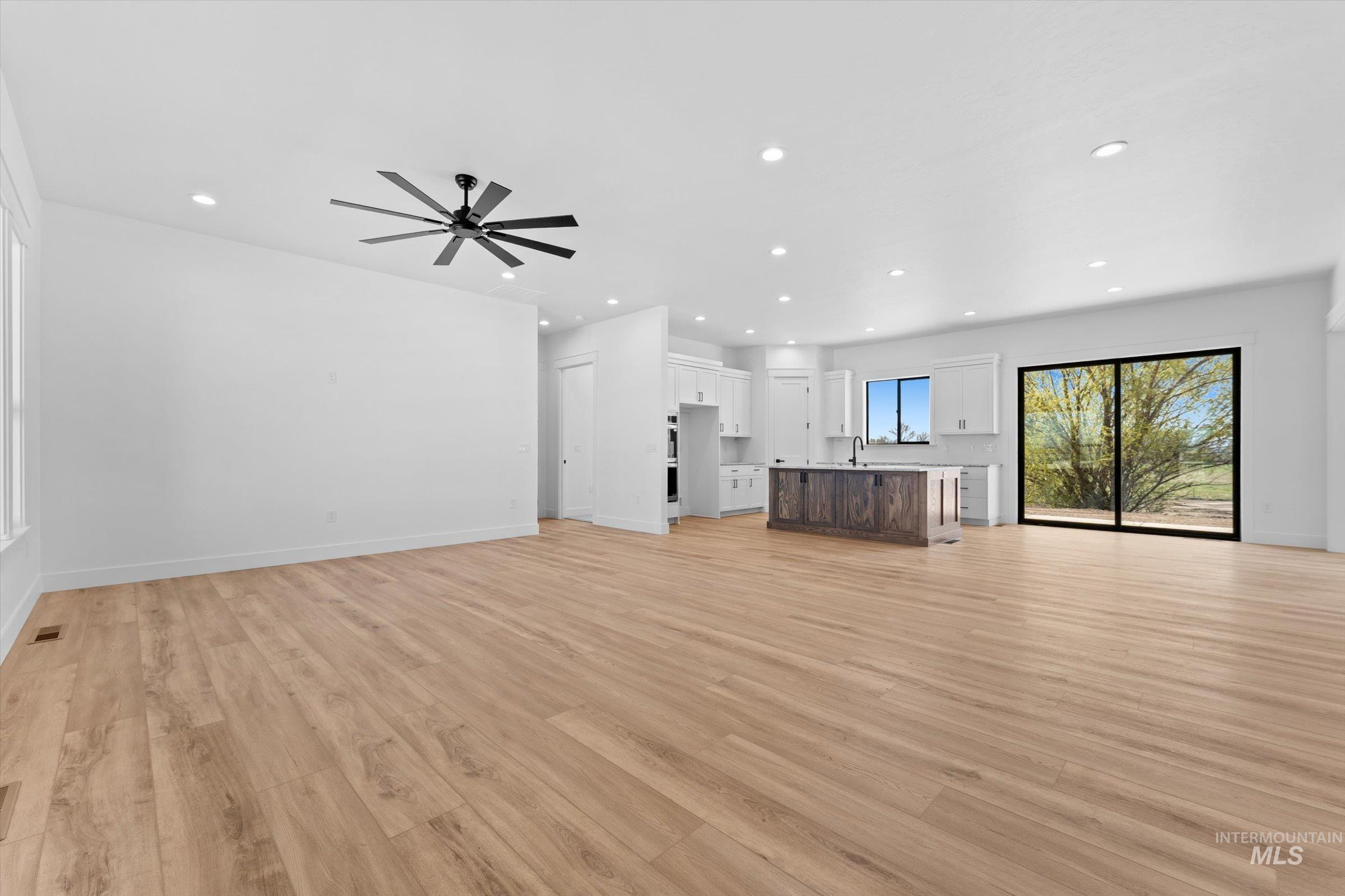 26219 Reed Lane, Wilder, Idaho 83676, 4 Bedrooms, 3.5 Bathrooms, Residential For Sale, Price $850,000, 98979956