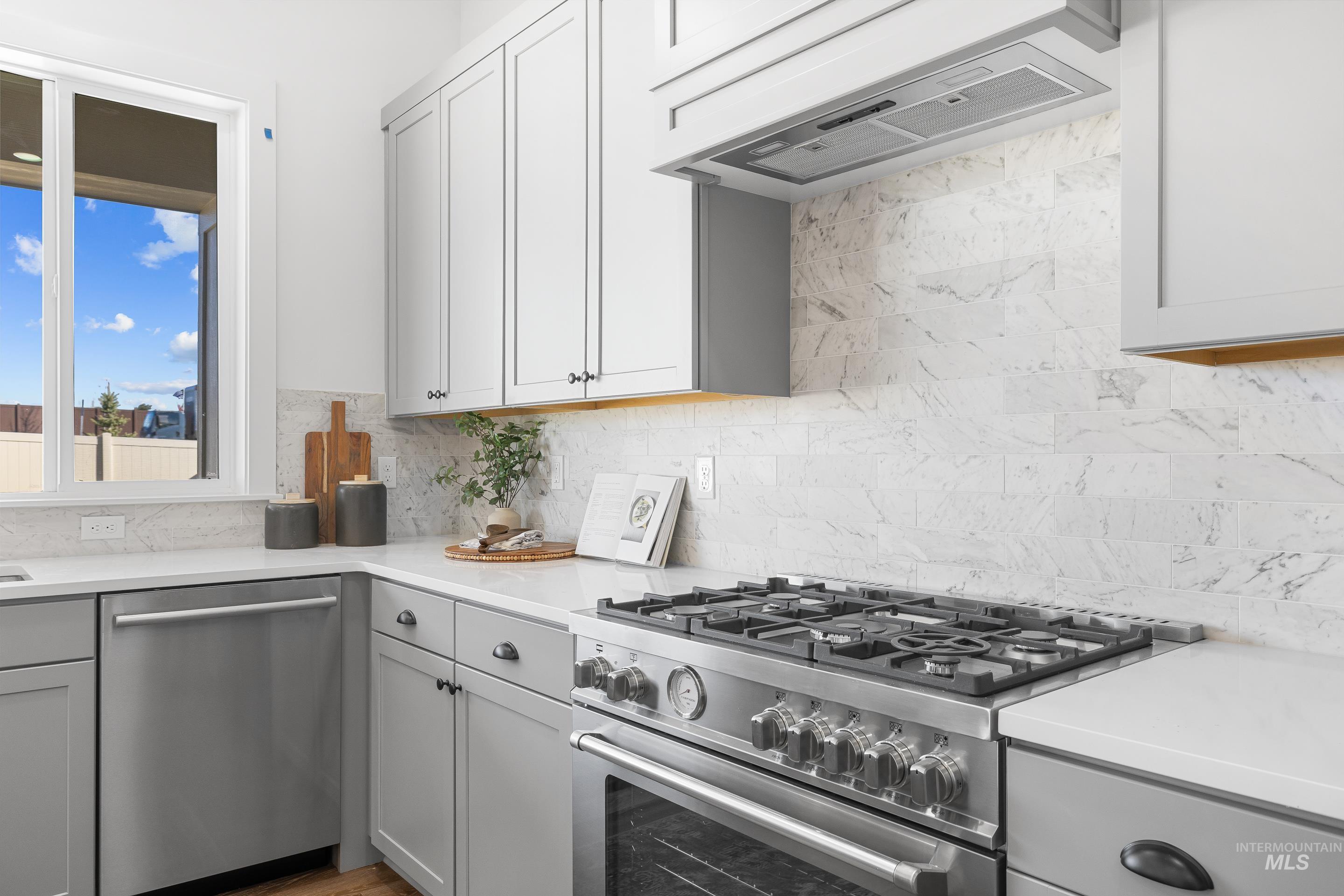 9848 W Aviara Street, Star, Idaho 83669, 3 Bedrooms, 2.5 Bathrooms, Residential For Sale, Price $649,900, 98979958