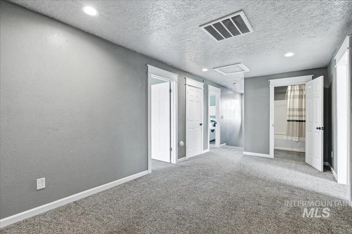 1750 American Legion Blvd, Mountain Home, Idaho 83647-3132, 3 Bedrooms, 2 Bathrooms, Residential For Sale, Price $475,000,MLS 98979964