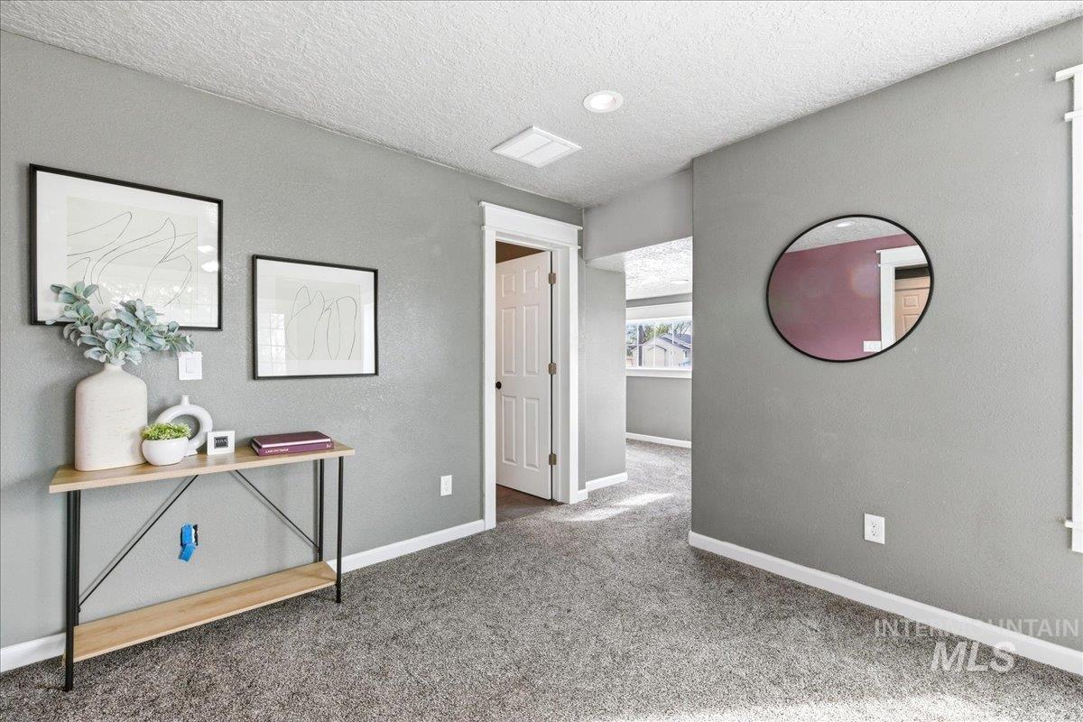 1750 American Legion Blvd, Mountain Home, Idaho 83647-3132, 3 Bedrooms, 2 Bathrooms, Residential For Sale, Price $475,000,MLS 98979964