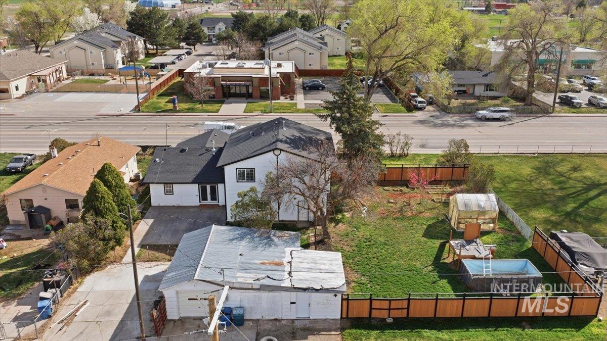 1750 American Legion Blvd, Mountain Home, Idaho 83647-3132, 3 Bedrooms, 2 Bathrooms, Residential For Sale, Price $475,000,MLS 98979964