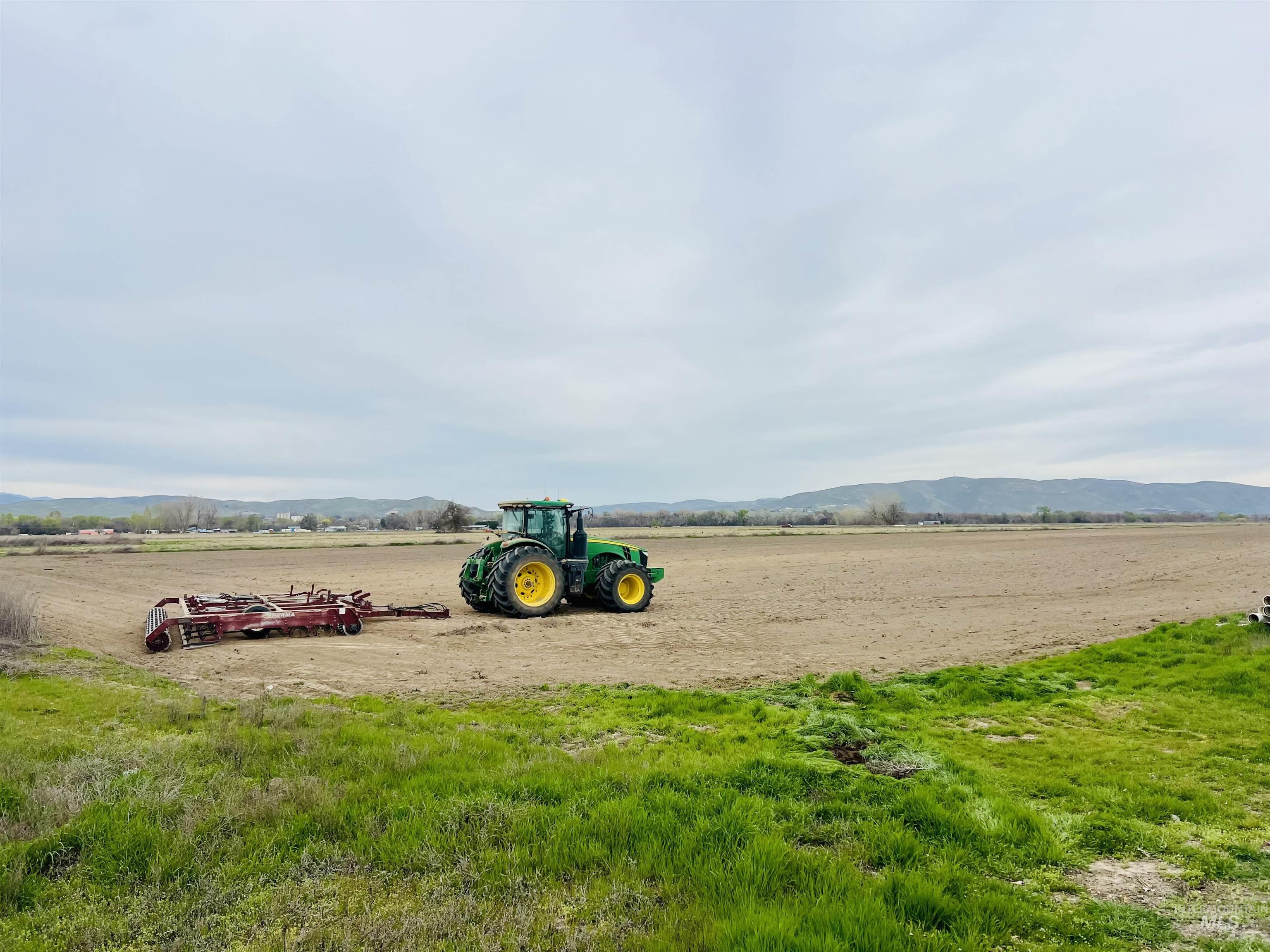 5510 Hwy Spur 95, Ontario, Oregon 97914, 3 Bedrooms, 2 Bathrooms, Residential For Sale, Price $499,000,MLS 98979967