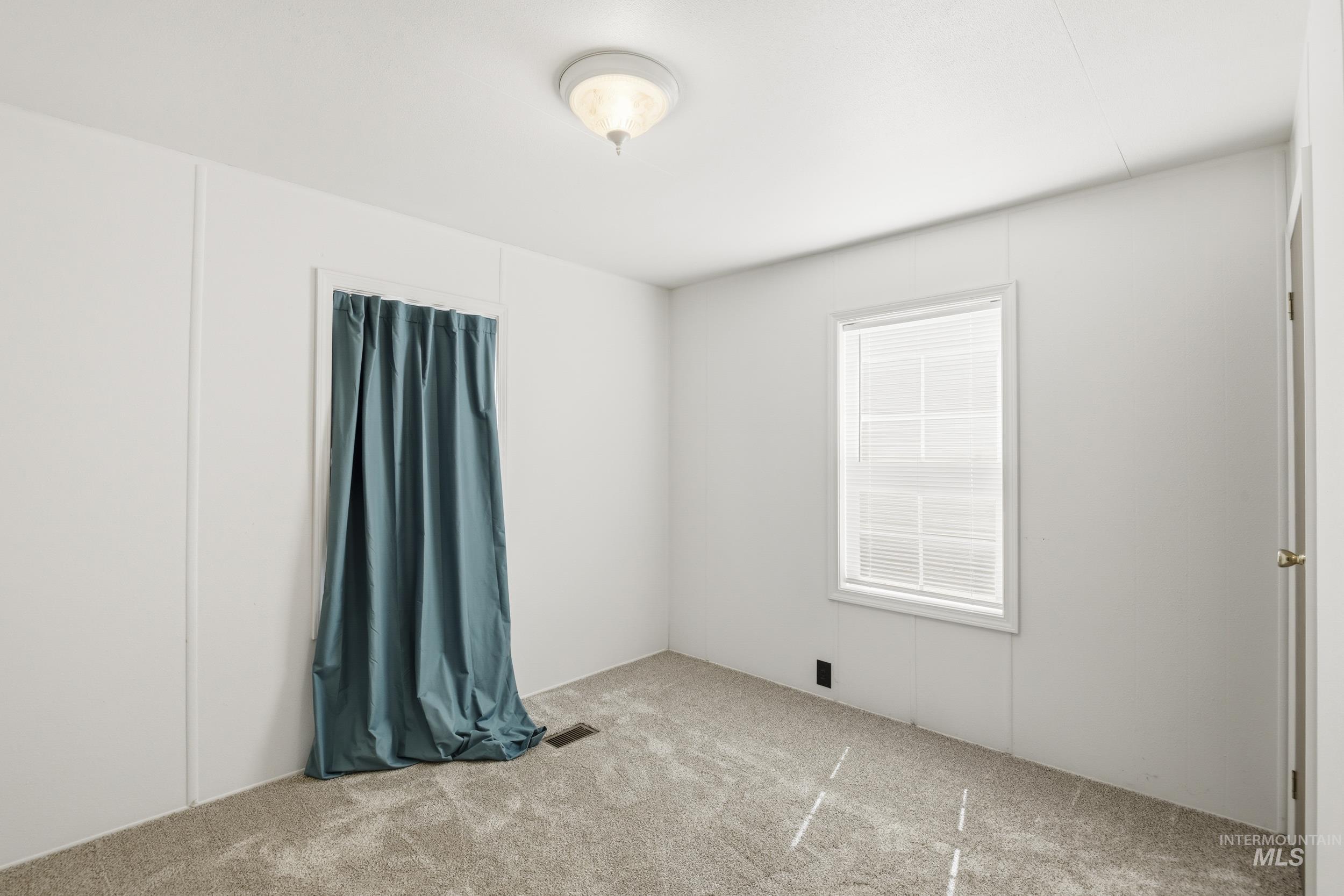 1715 W. Flamingo Ave. #75, Nampa, Idaho 83651, 3 Bedrooms, 2 Bathrooms, Residential For Sale, Price $69,000,MLS 98979969