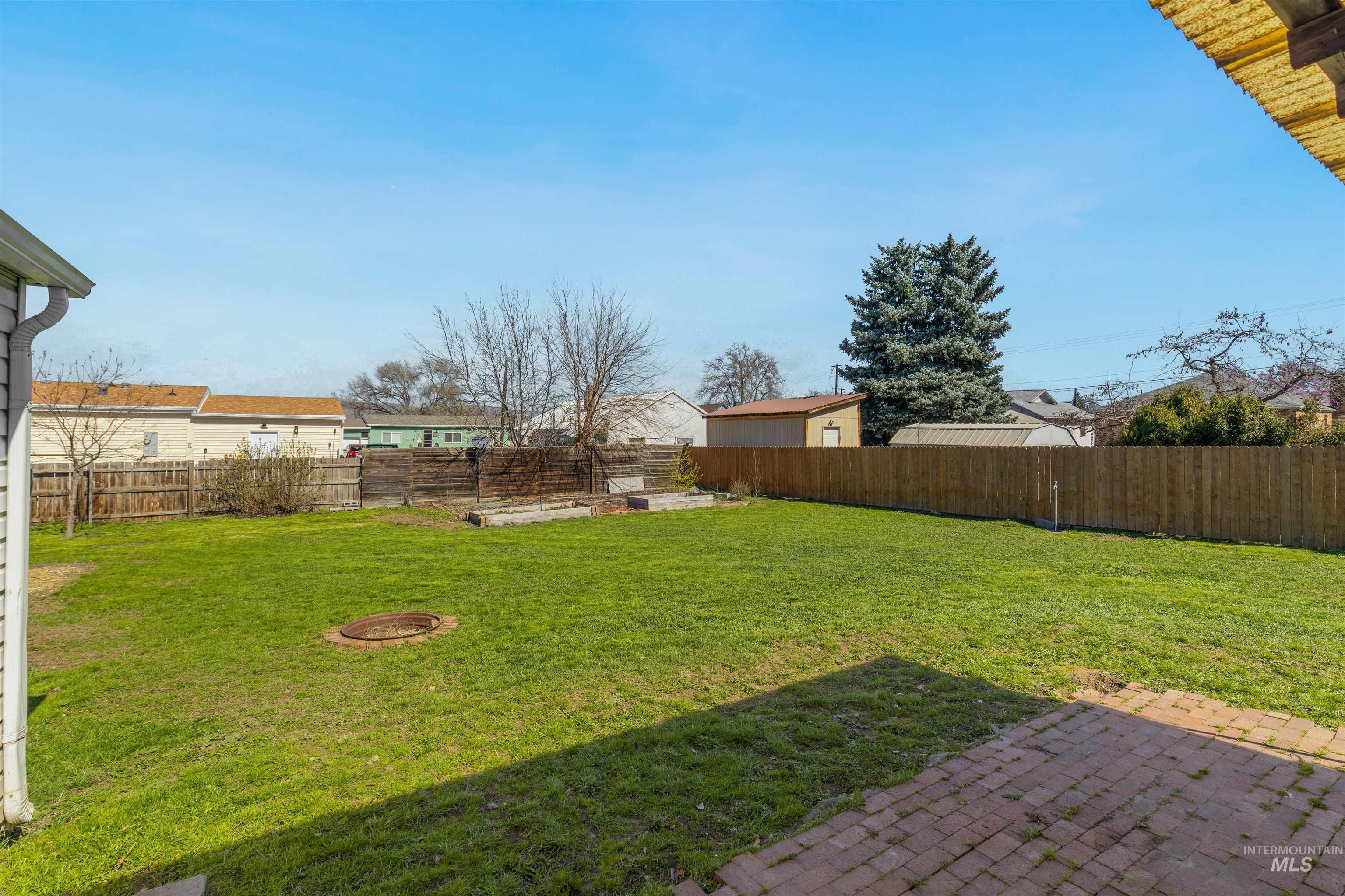 433 Park Avenue, Lewiston, Idaho 83501, 3 Bedrooms, 1 Bathroom, Residential For Sale, Price $298,000,MLS 98979971