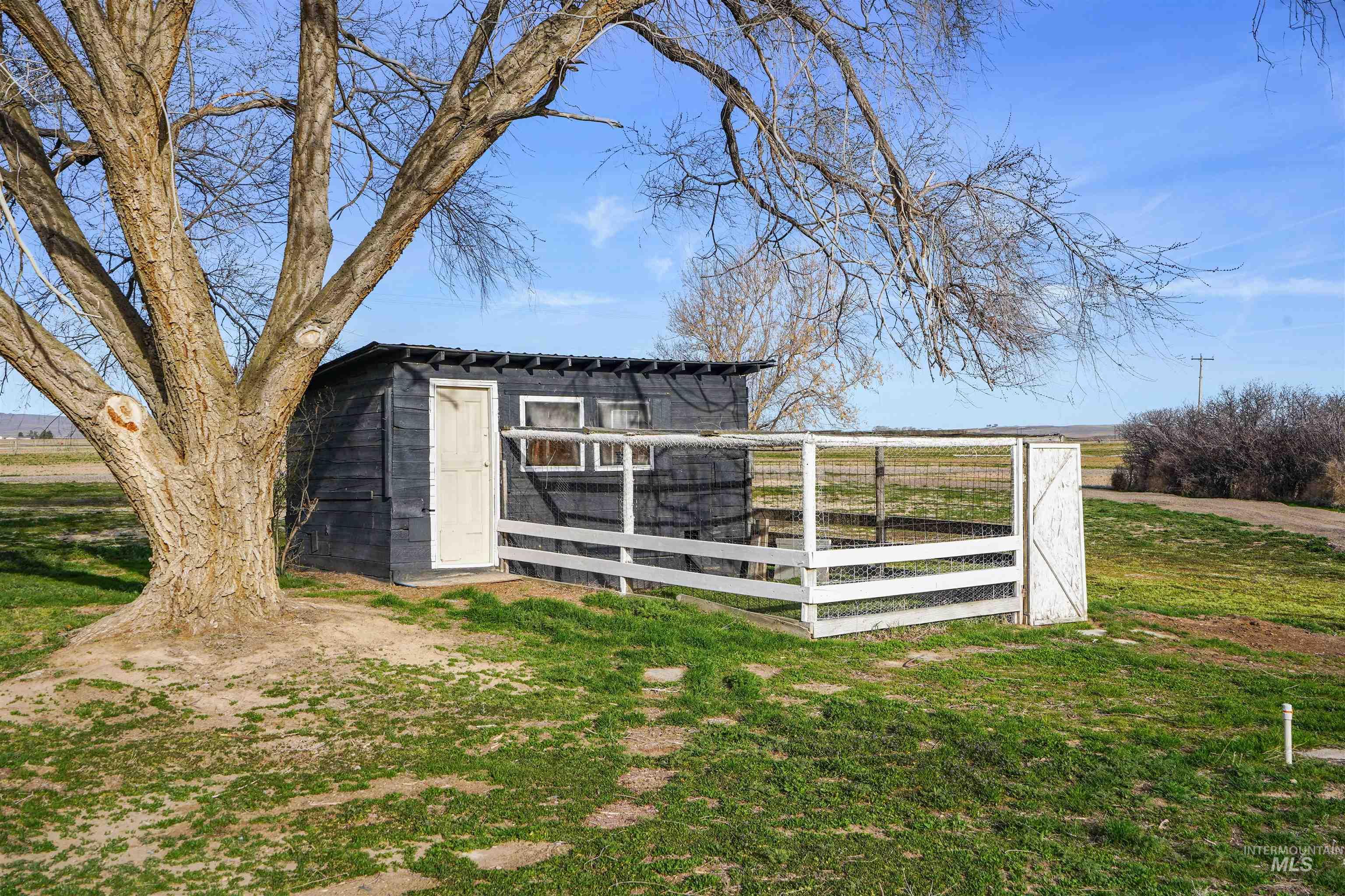 860 N 500 W, Rupert, Idaho 83350, 4 Bedrooms, 2 Bathrooms, Residential For Sale, Price $320,000,MLS 98979974