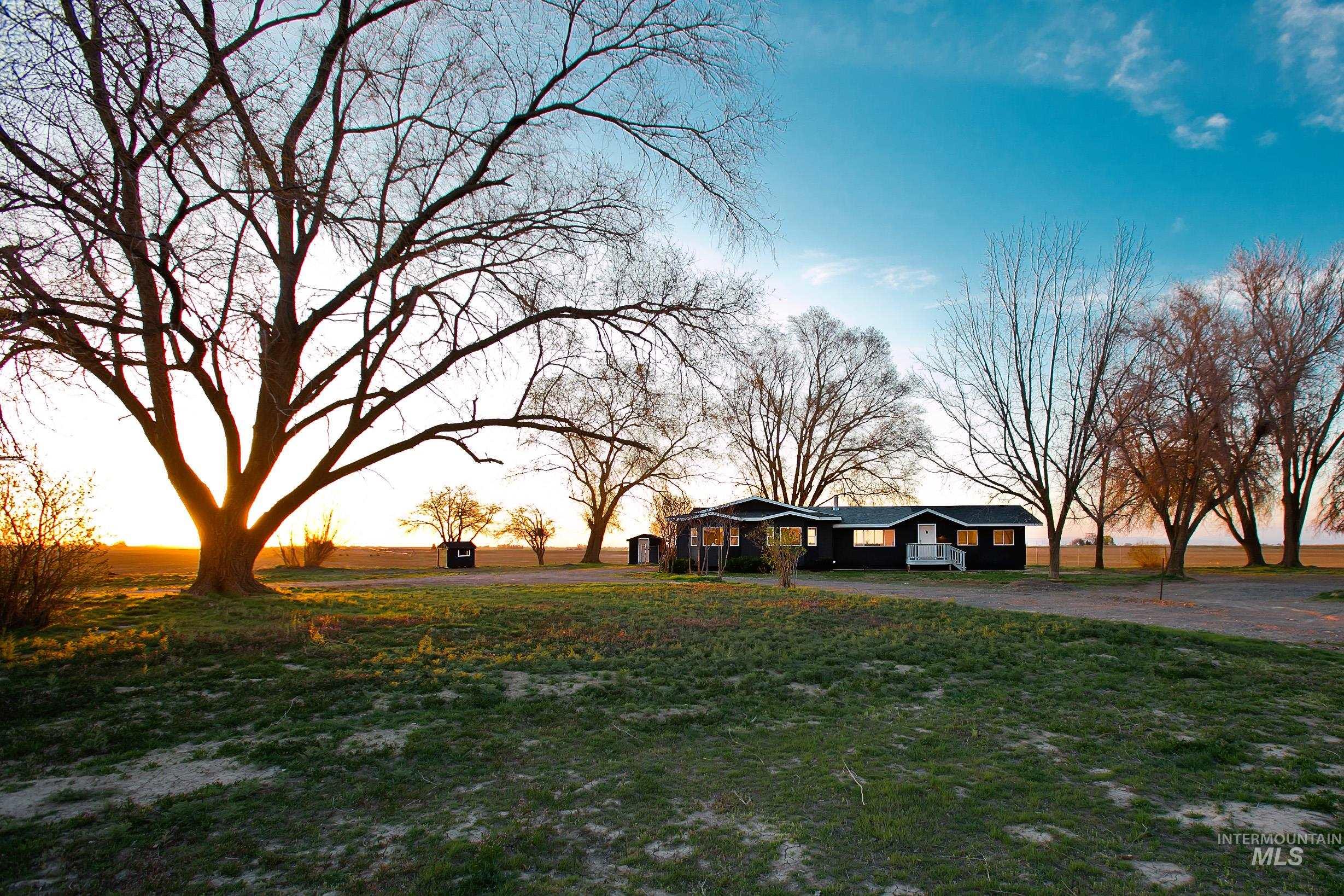 860 N 500 W, Rupert, Idaho 83350, 4 Bedrooms, 2 Bathrooms, Residential For Sale, Price $320,000,MLS 98979974