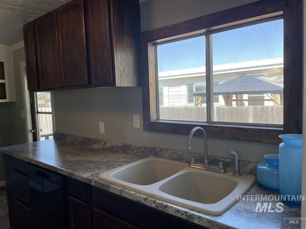 1705 Windmere, Mountain Home, Idaho 83647, 2 Bedrooms, 1 Bathroom, Residential For Sale, Price $90,000, 98979983