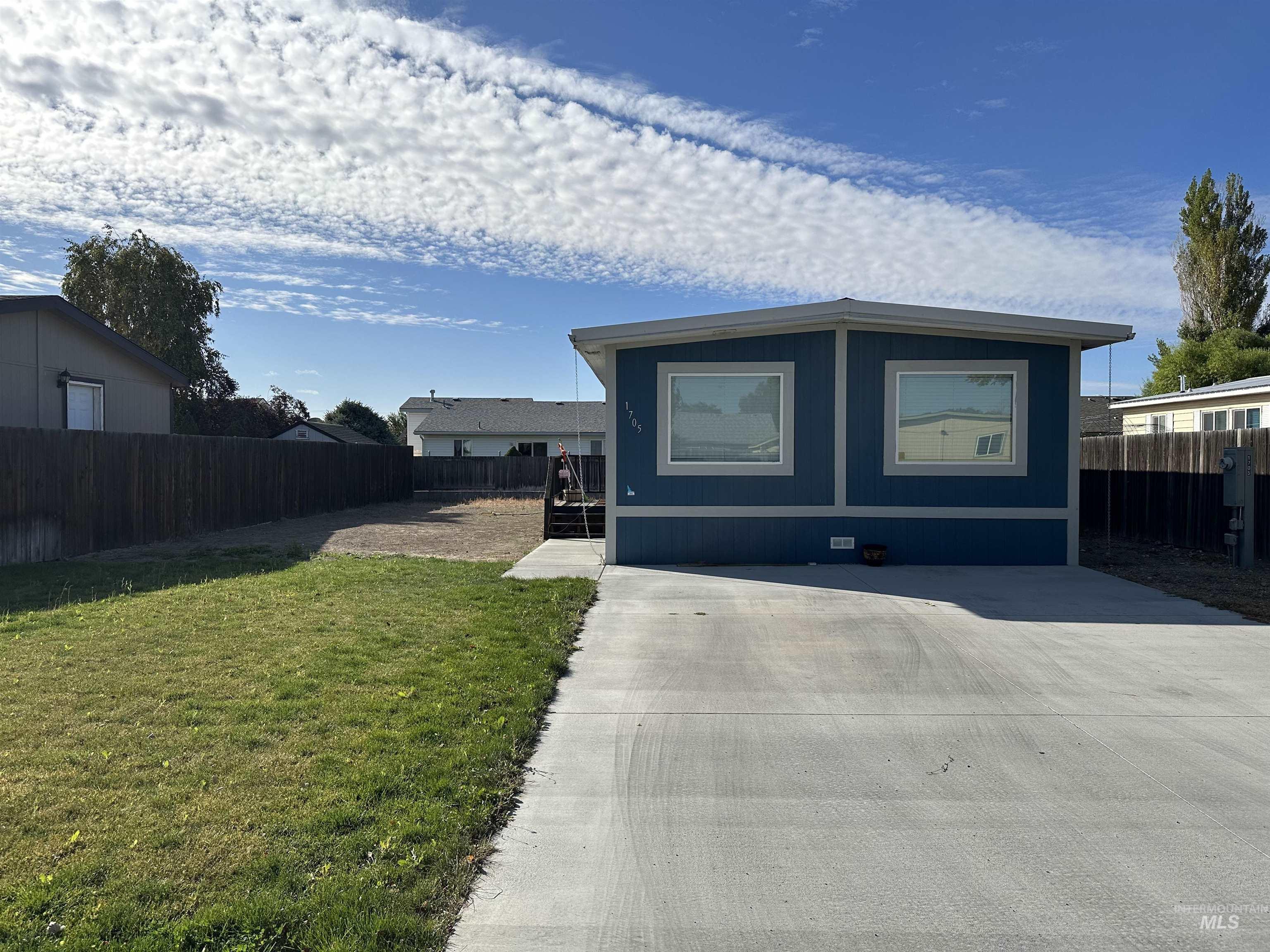 1705 Windmere, Mountain Home, Idaho 83647, 2 Bedrooms, 1 Bathroom, Residential For Sale, Price $90,000, 98979983