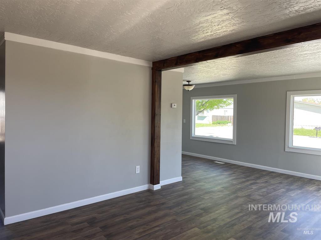 1705 Windmere, Mountain Home, Idaho 83647, 2 Bedrooms, 1 Bathroom, Residential For Sale, Price $90,000, 98979983