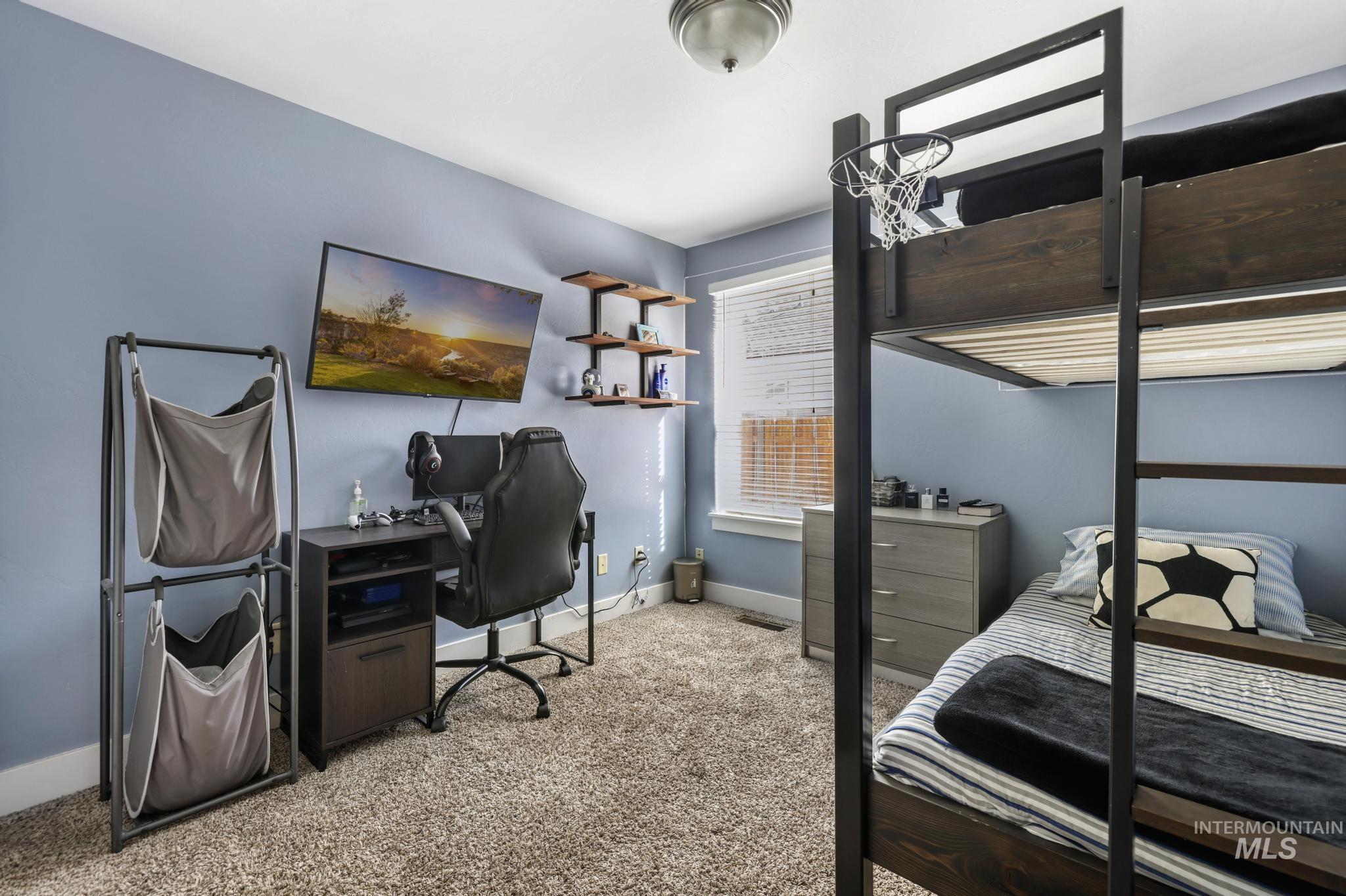 219 E Spruce Ave., Fairfield, Idaho 83327, 3 Bedrooms, 2 Bathrooms, Residential For Sale, Price $335,000,MLS 98979986