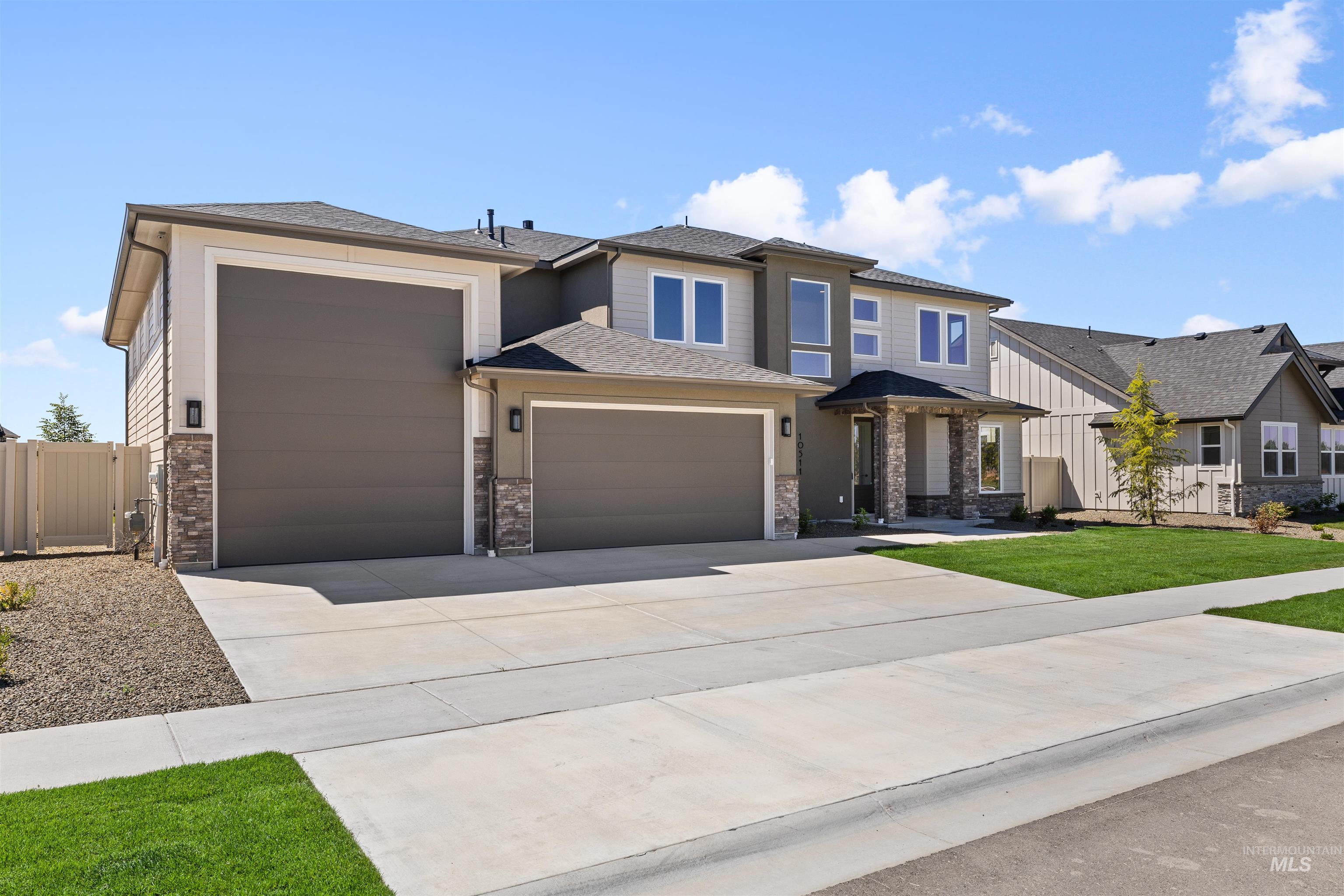 10511 W Mizzle Drive, Star, Idaho 83669-000, 5 Bedrooms, 4 Bathrooms, Residential For Sale, Price $849,900,MLS 98979993