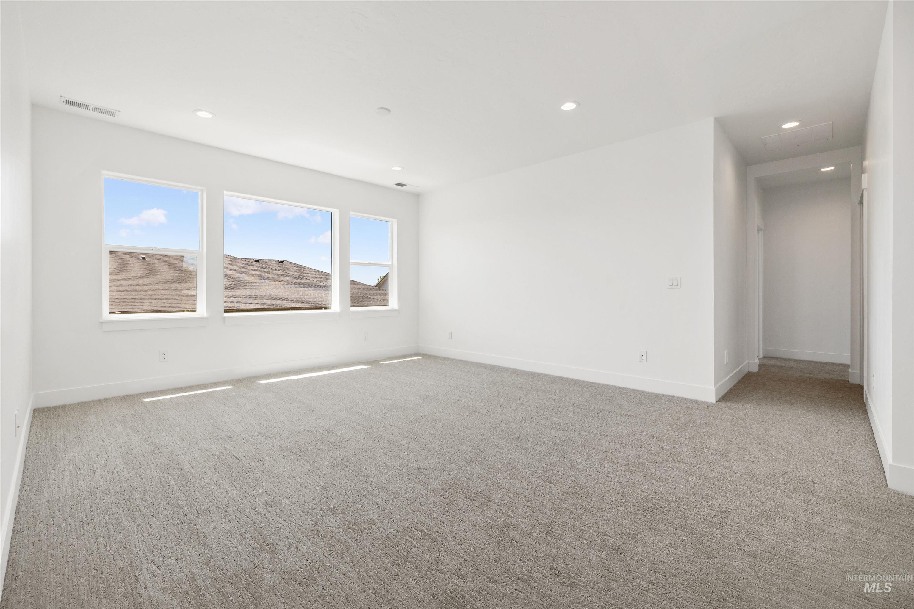 10511 W Mizzle Drive, Star, Idaho 83669-000, 5 Bedrooms, 4 Bathrooms, Residential For Sale, Price $849,900,MLS 98979993
