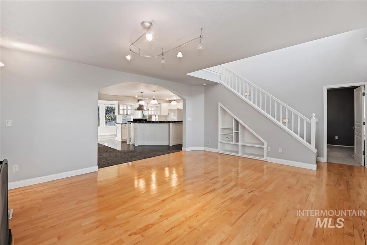 6129 Ustick Rd, Nampa, Idaho 83687, 5 Bedrooms, 4 Bathrooms, Residential For Sale, Price $899,900,MLS 98979997