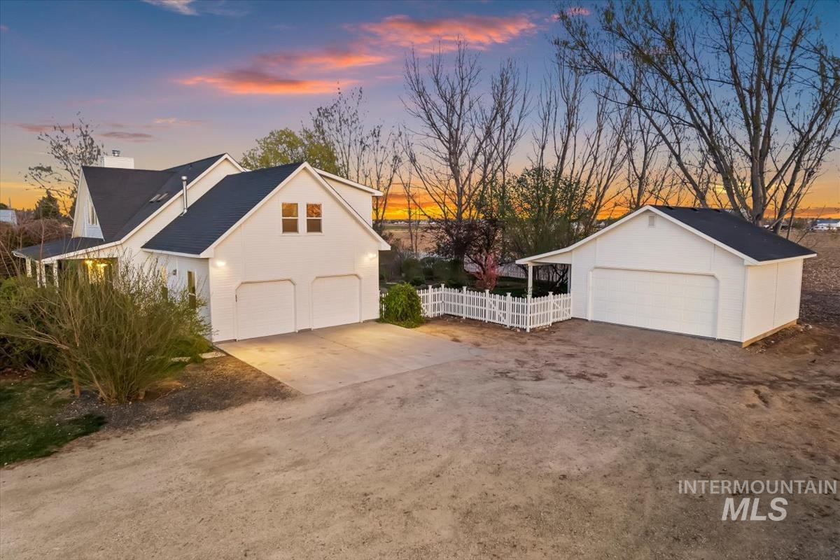 6129 Ustick Rd, Nampa, Idaho 83687, 5 Bedrooms, 4 Bathrooms, Residential For Sale, Price $899,900,MLS 98979997