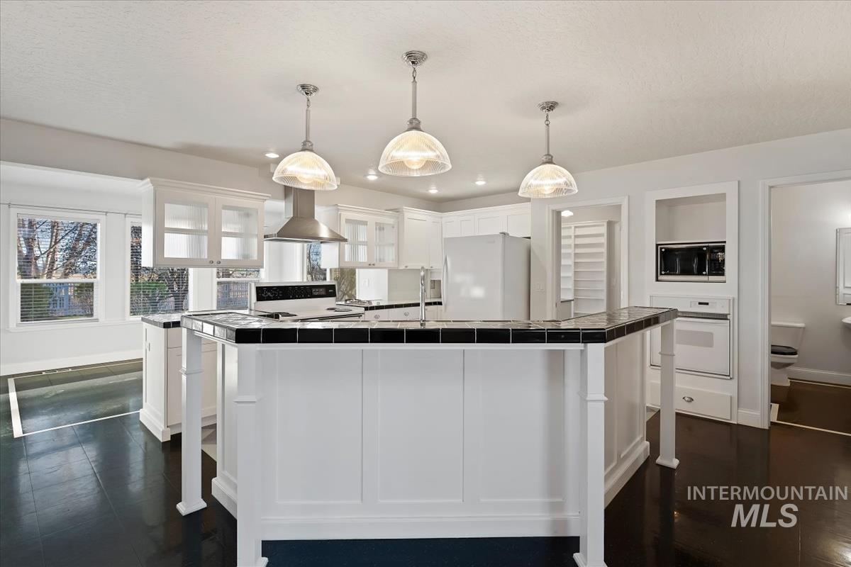 6129 Ustick Rd, Nampa, Idaho 83687, 5 Bedrooms, 4 Bathrooms, Residential For Sale, Price $899,900,MLS 98979997