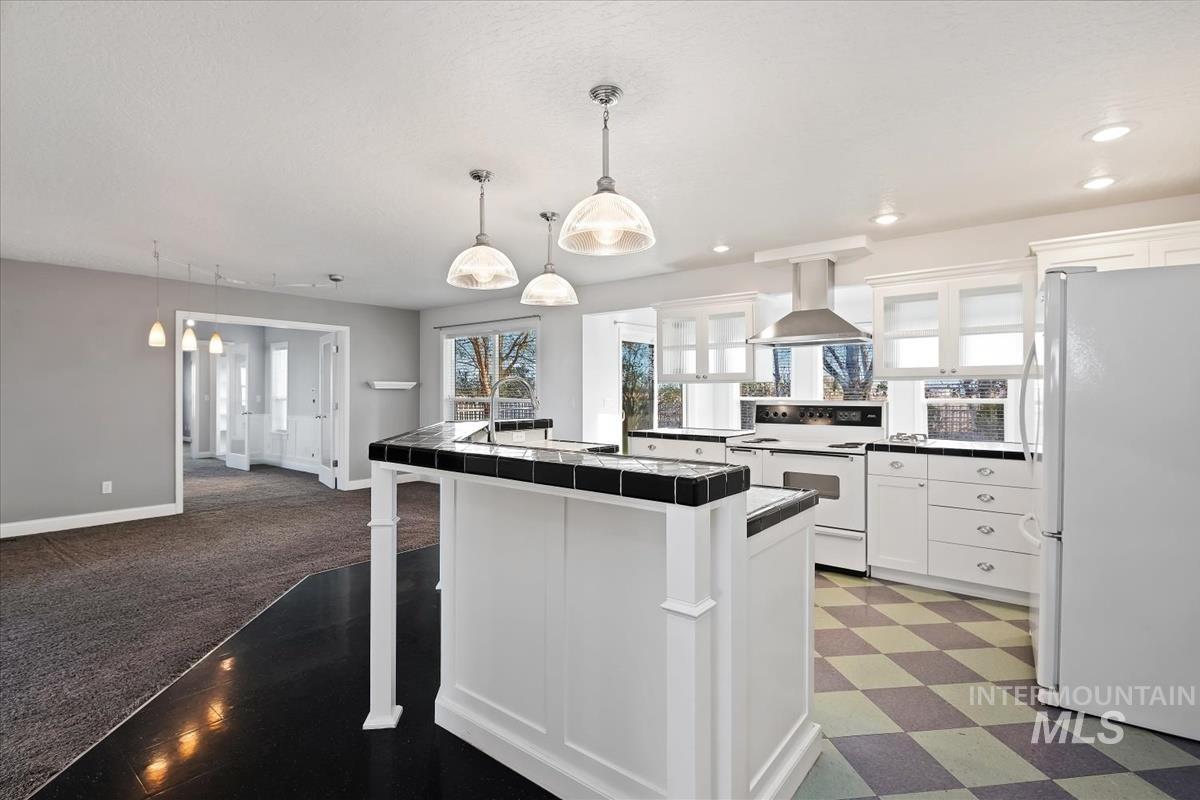 6129 Ustick Rd, Nampa, Idaho 83687, 5 Bedrooms, 4 Bathrooms, Residential For Sale, Price $899,900,MLS 98979997