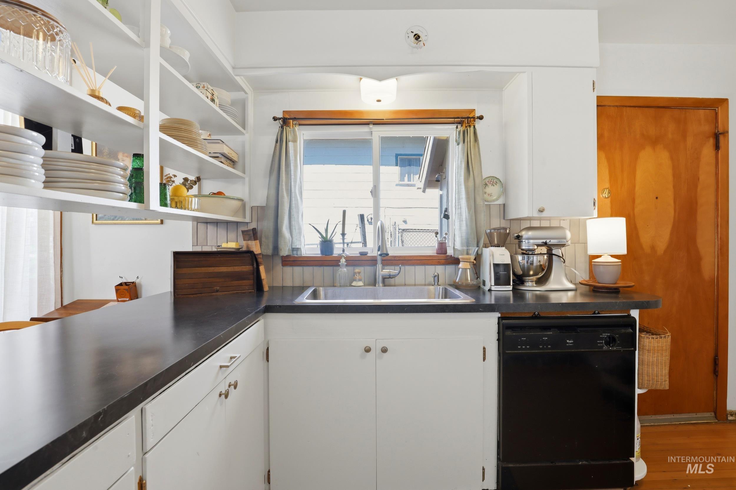 725 Elm, Potlatch, Idaho 83855, 3 Bedrooms, 2 Bathrooms, Residential For Sale, Price $359,000,MLS 98979998