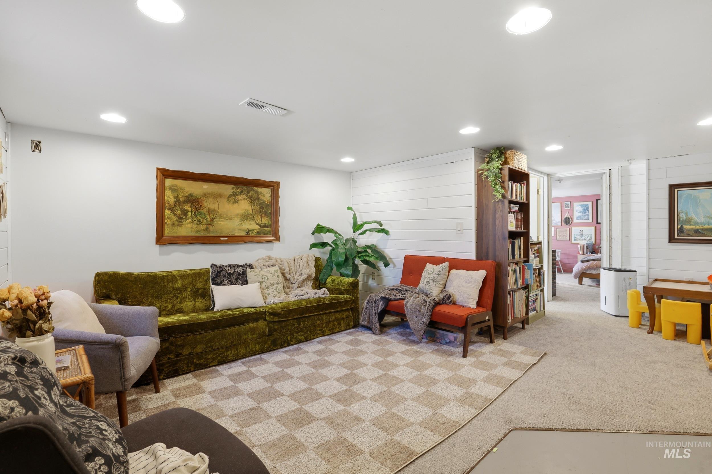 725 Elm, Potlatch, Idaho 83855, 3 Bedrooms, 2 Bathrooms, Residential For Sale, Price $359,000,MLS 98979998