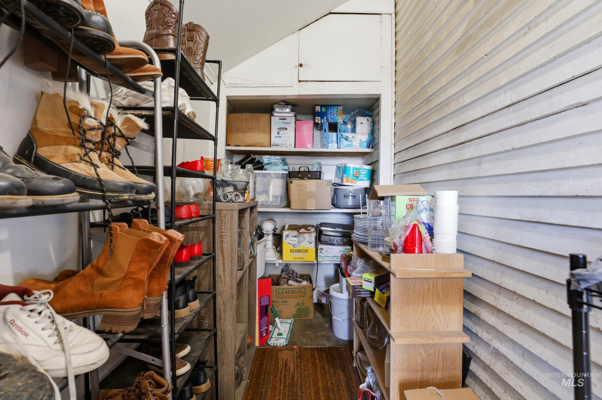 725 Elm, Potlatch, Idaho 83855, 3 Bedrooms, 2 Bathrooms, Residential For Sale, Price $359,000,MLS 98979998