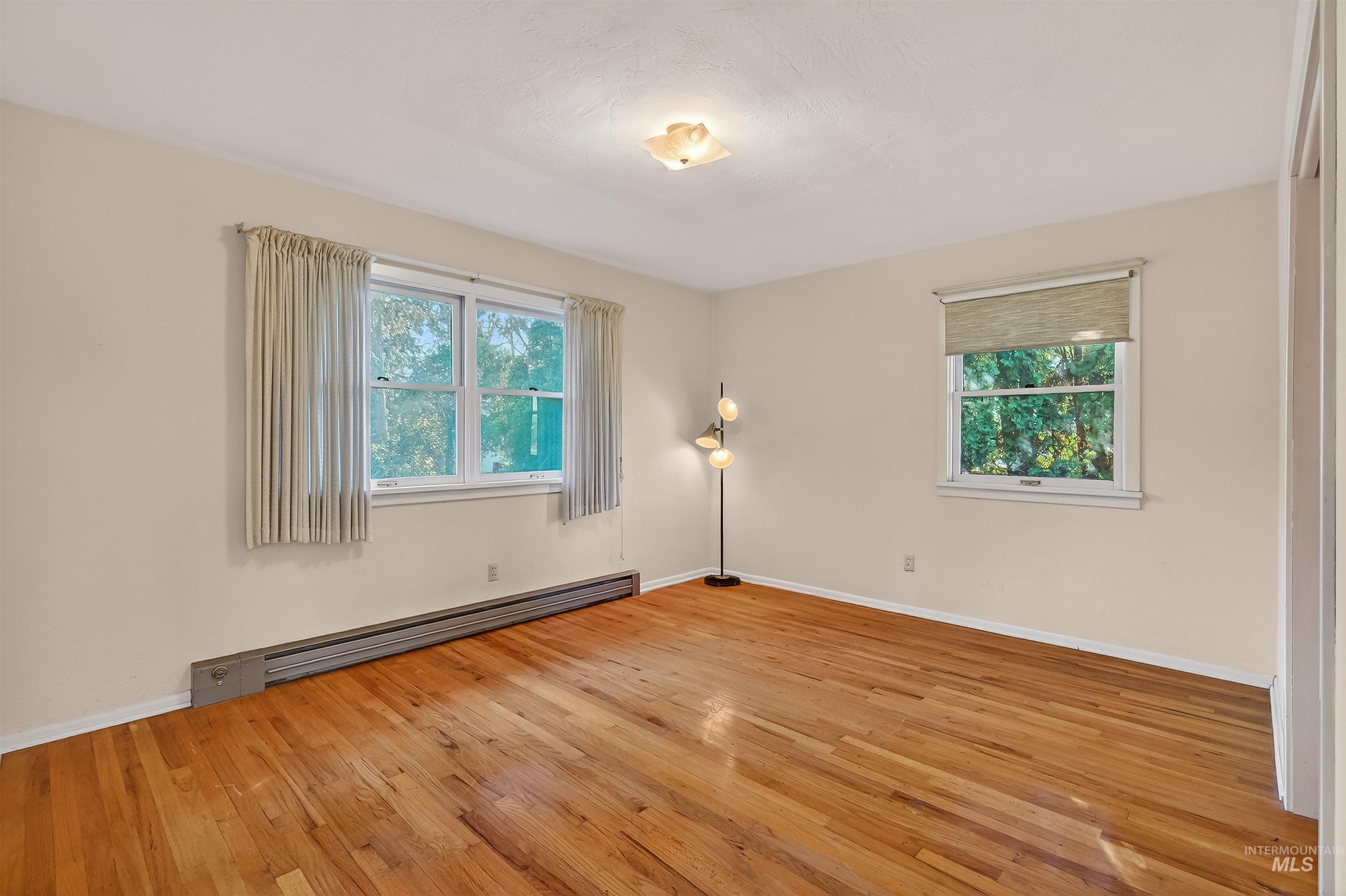 712 Bryden Ave., Lewiston, Idaho 83501, 4 Bedrooms, 2 Bathrooms, Residential For Sale, Price $497,000,MLS 98980004