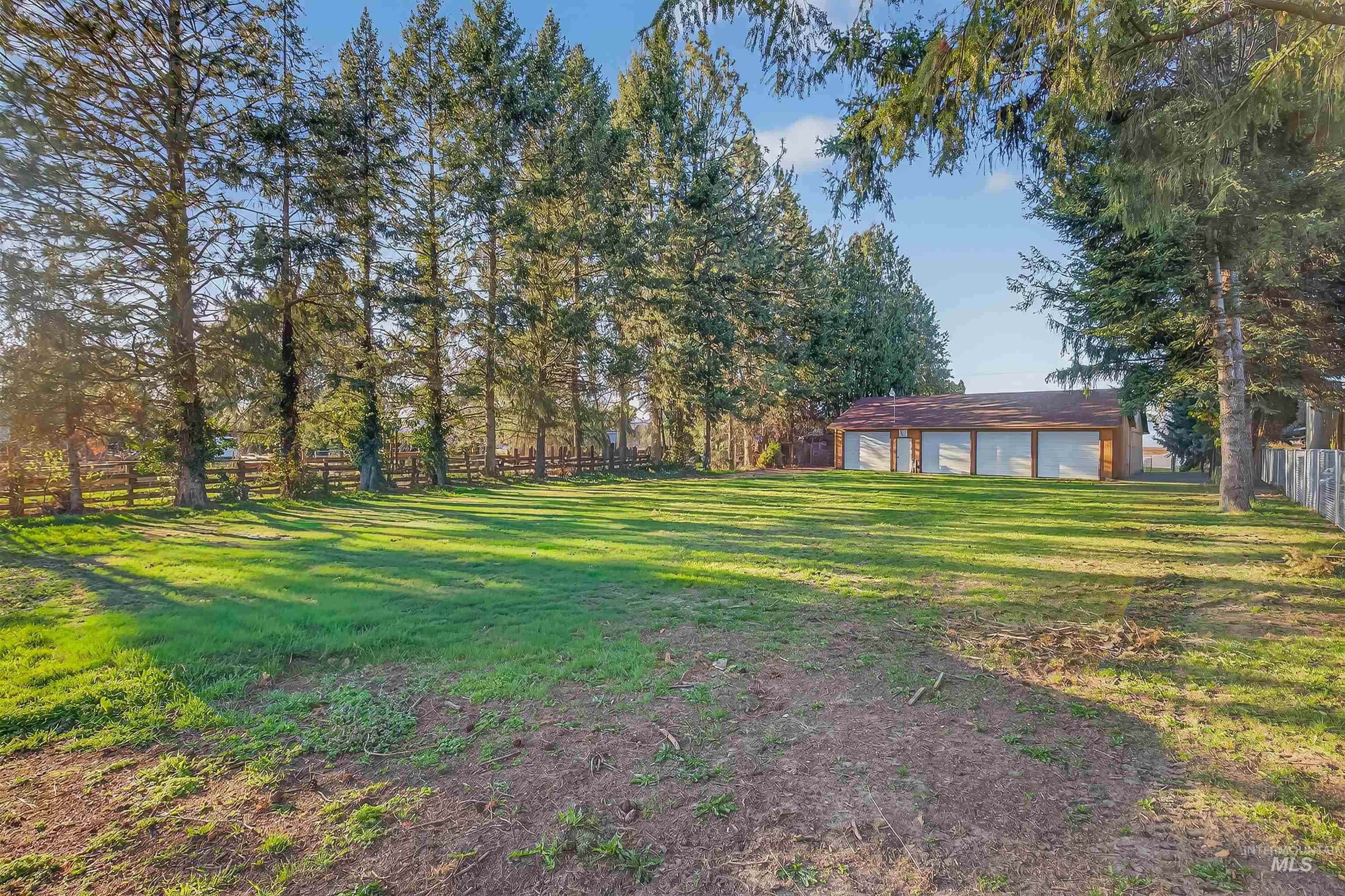 712 Bryden Ave., Lewiston, Idaho 83501, 4 Bedrooms, 2 Bathrooms, Residential For Sale, Price $497,000,MLS 98980004