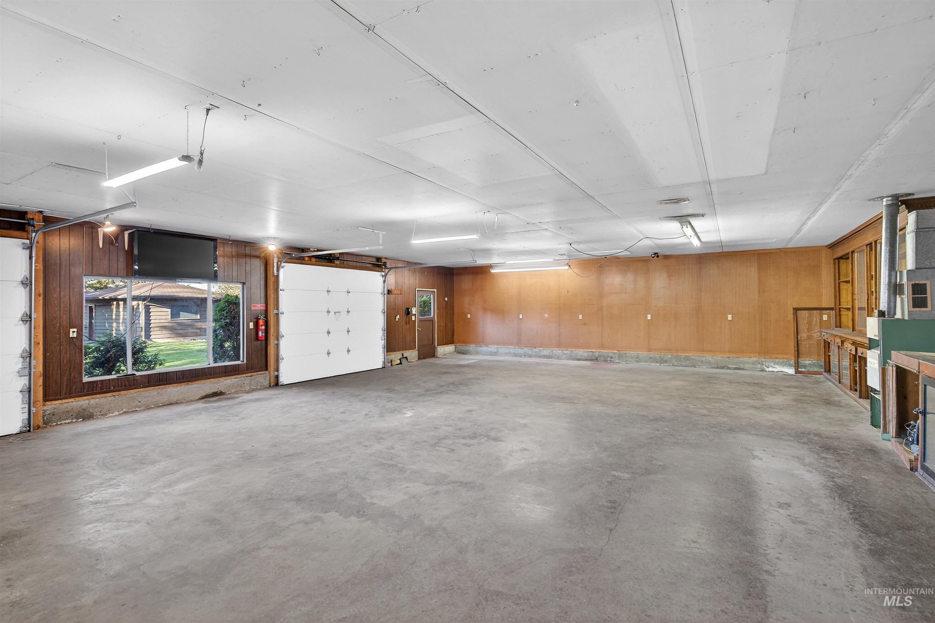 712 Bryden Ave., Lewiston, Idaho 83501, 4 Bedrooms, 2 Bathrooms, Residential For Sale, Price $497,000,MLS 98980004