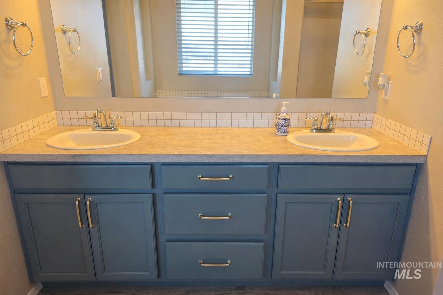 788 Pronghorn Dr, Twin Falls, Idaho 83301, 4 Bedrooms, 2.5 Bathrooms, Residential For Sale, Price $499,000,MLS 98980006