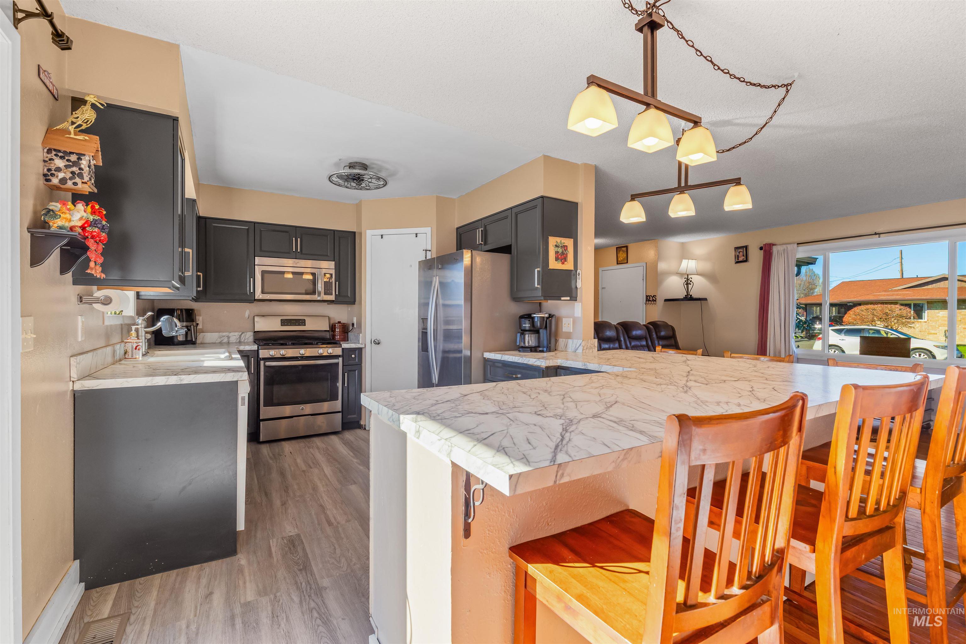3439 7th Street D, Lewiston, Idaho 83501, 2 Bedrooms, 1.5 Bathrooms, Residential For Sale, Price $299,999, 98980007