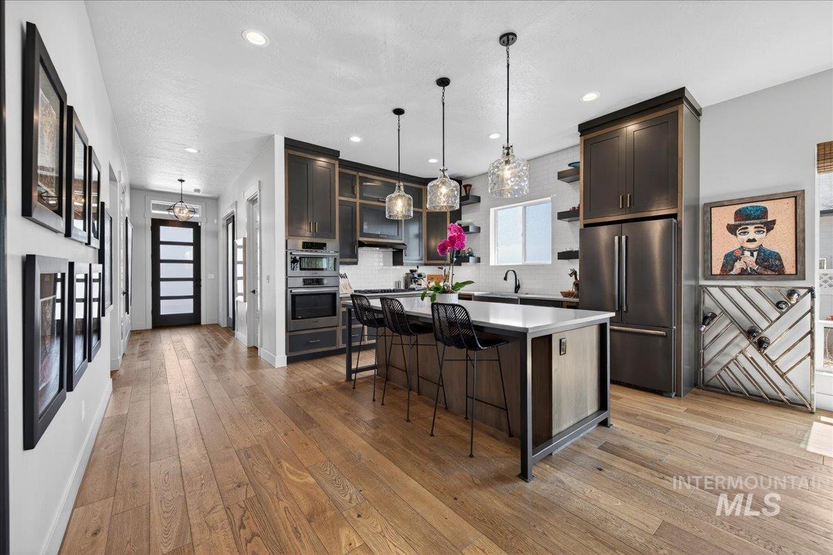 5331 N Bolsena Way, Meridian, Idaho 83646-6871, 3 Bedrooms, 2 Bathrooms, Residential For Sale, Price $739,900, 98980009