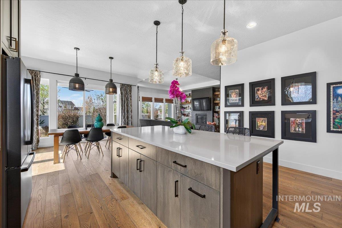 5331 N Bolsena Way, Meridian, Idaho 83646-6871, 3 Bedrooms, 2 Bathrooms, Residential For Sale, Price $739,900, 98980009