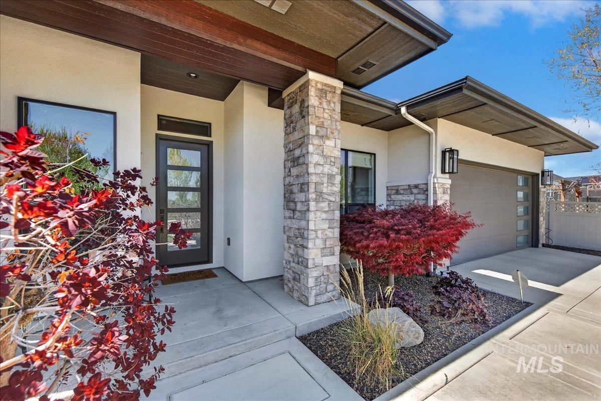 5331 N Bolsena Way, Meridian, Idaho 83646-6871, 3 Bedrooms, 2 Bathrooms, Residential For Sale, Price $739,900, 98980009