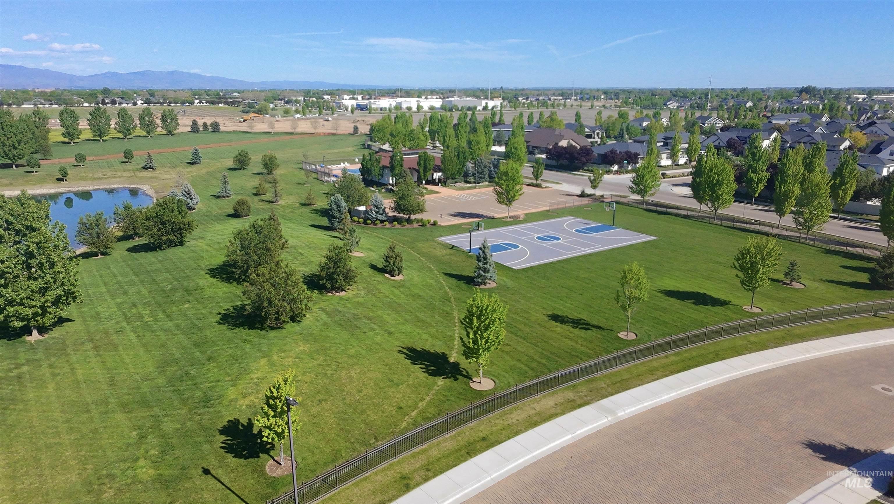 5331 N Bolsena Way, Meridian, Idaho 83646-6871, 3 Bedrooms, 2 Bathrooms, Residential For Sale, Price $719,900, 98980009