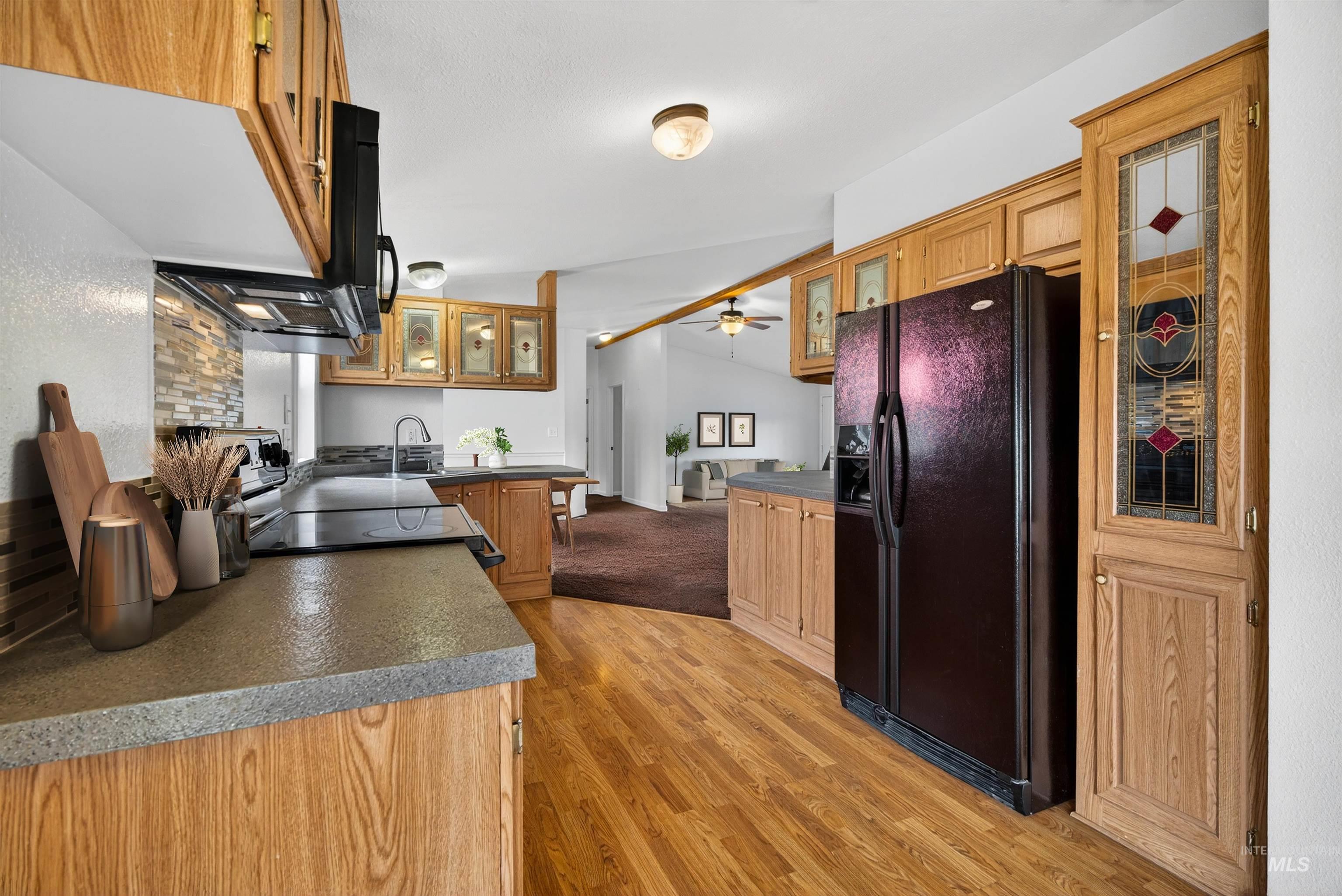 25 Woodland Dr., Garden Valley, Idaho 83622, 3 Bedrooms, 2 Bathrooms, Residential For Sale, Price $485,537,MLS 98980010