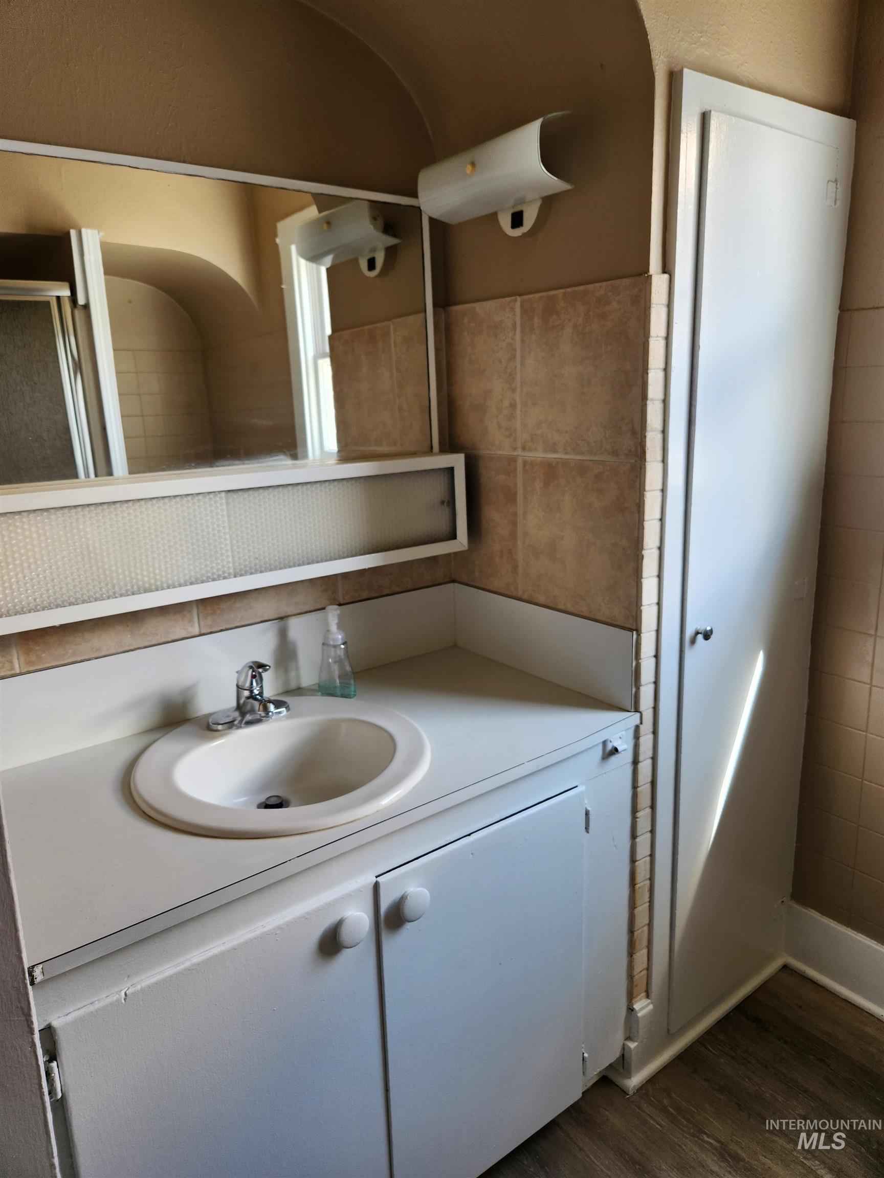 421 7th Ave N, Buhl, Idaho 83316, 3 Bedrooms, 1 Bathroom, Residential For Sale, Price $252,000,MLS 98980018