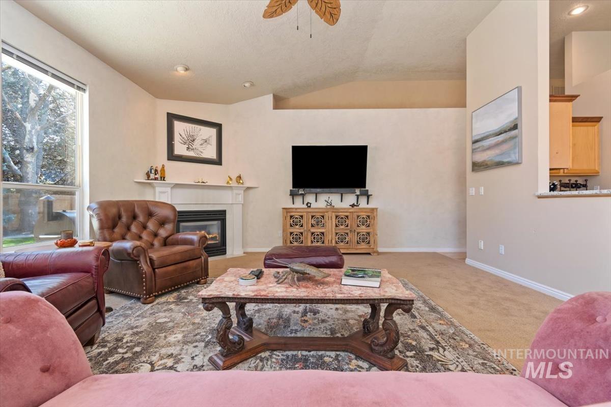 2495 E Ashbrook Ct, Eagle, Idaho 83616, 3 Bedrooms, 2 Bathrooms, Residential For Sale, Price $599,900,MLS 98980020