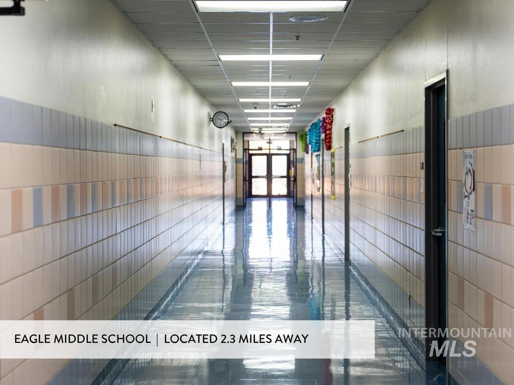 2495 E Ashbrook Ct, Eagle, Idaho 83616, 3 Bedrooms, 2 Bathrooms, Residential For Sale, Price $599,900,MLS 98980020