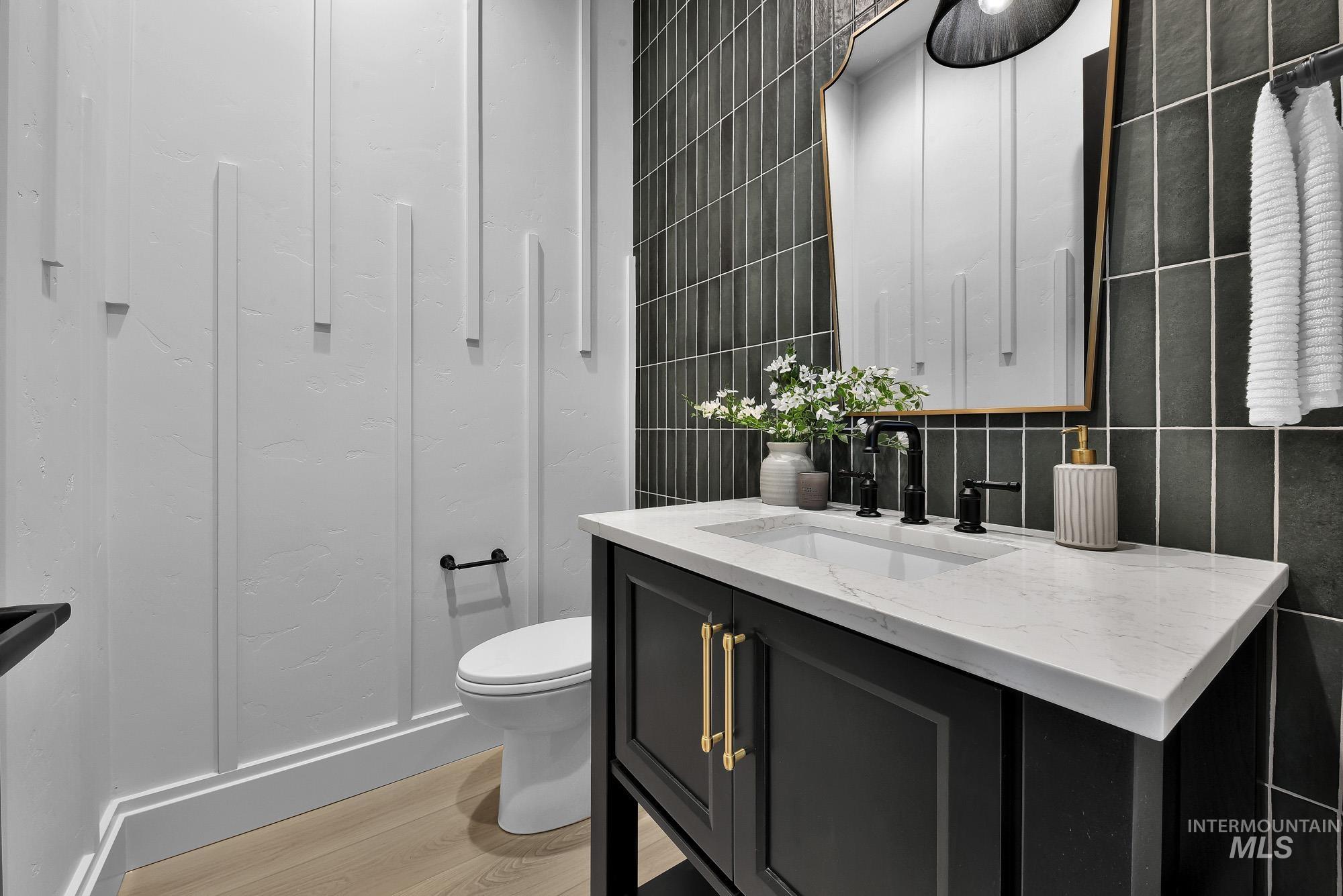 7906 W Heugh Ln, Eagle, Idaho 83616, 3 Bedrooms, 4.5 Bathrooms, Residential For Sale, Price $1,899,000, 98980021