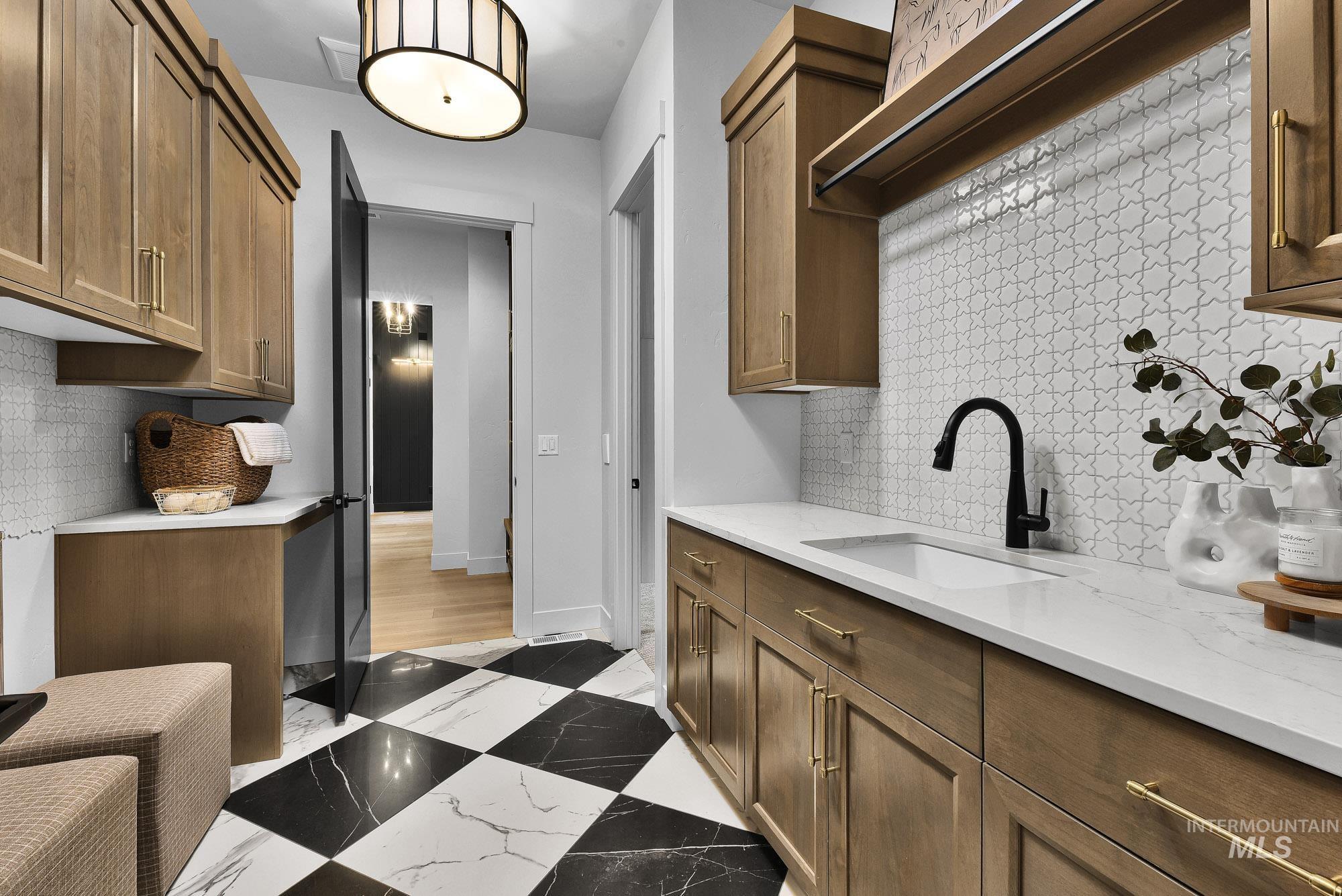 7906 W Heugh Ln, Eagle, Idaho 83616, 3 Bedrooms, 4.5 Bathrooms, Residential For Sale, Price $1,899,000, 98980021