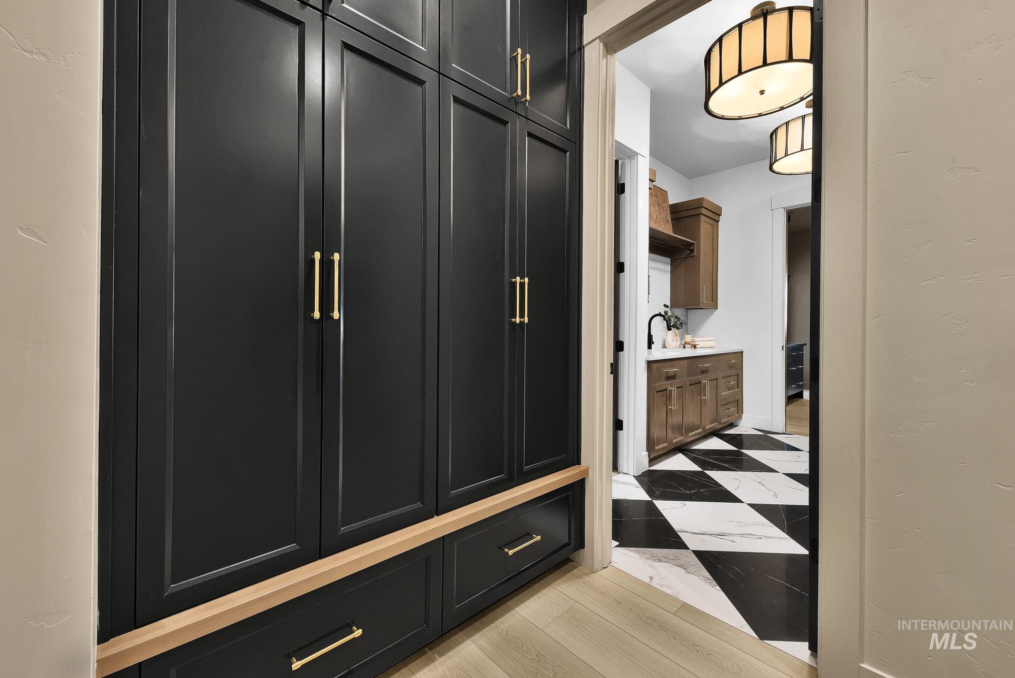 7906 W Heugh Ln, Eagle, Idaho 83616, 3 Bedrooms, 4.5 Bathrooms, Residential For Sale, Price $1,899,000, 98980021