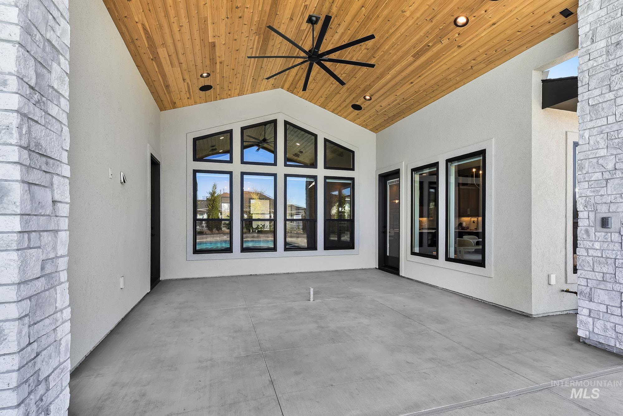 7906 W Heugh Ln, Eagle, Idaho 83616, 3 Bedrooms, 4.5 Bathrooms, Residential For Sale, Price $1,949,000,MLS 98980021