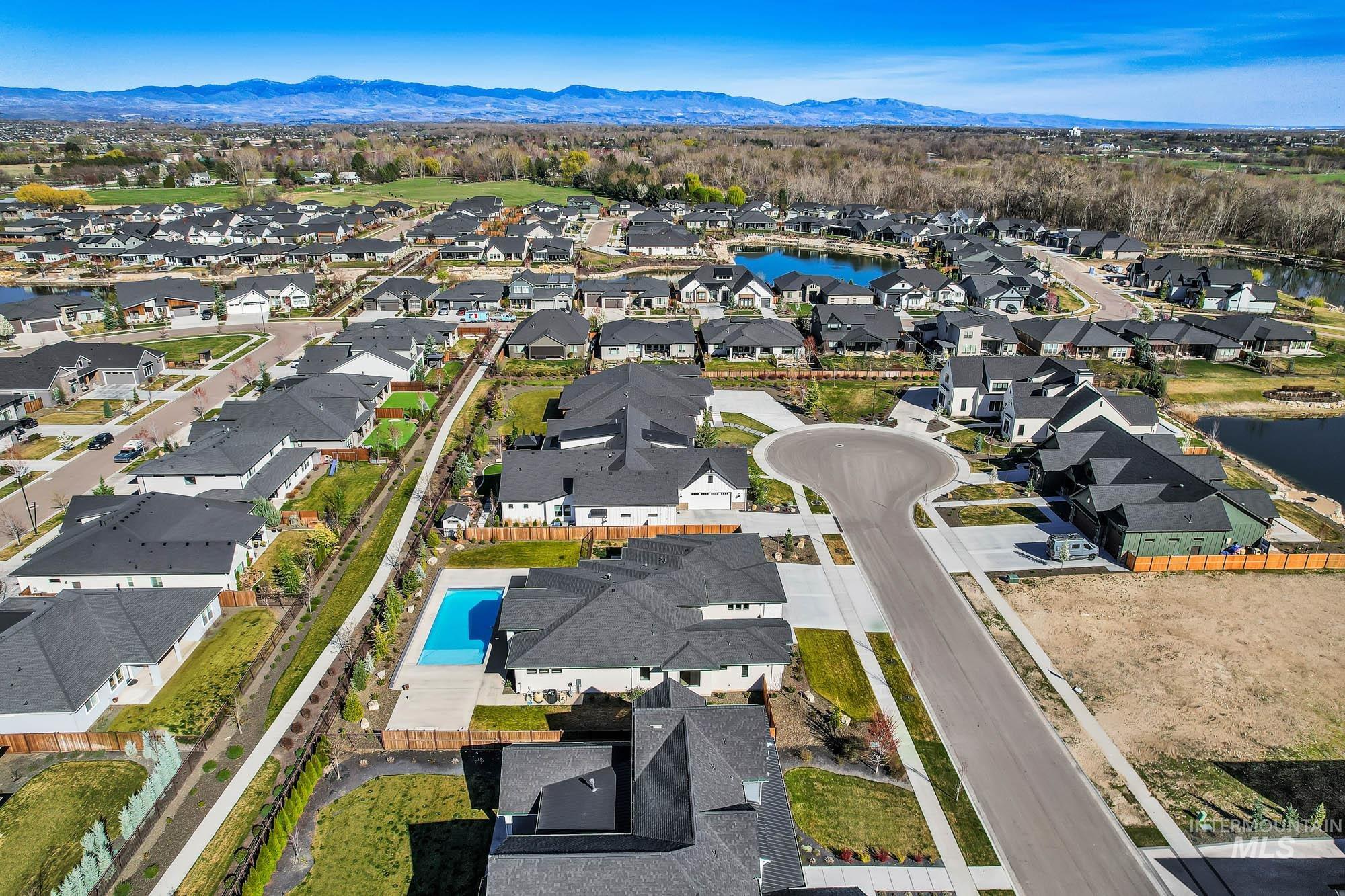 7906 W Heugh Ln, Eagle, Idaho 83616, 3 Bedrooms, 4.5 Bathrooms, Residential For Sale, Price $1,949,000,MLS 98980021