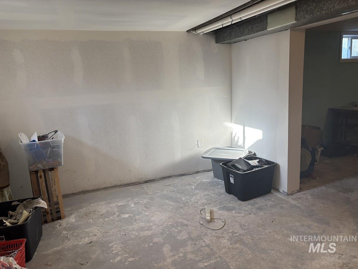 1219 14th St, Lewiston, Idaho 83501, 2 Bedrooms, 1 Bathroom, Residential For Sale, Price $255,000,MLS 98980022